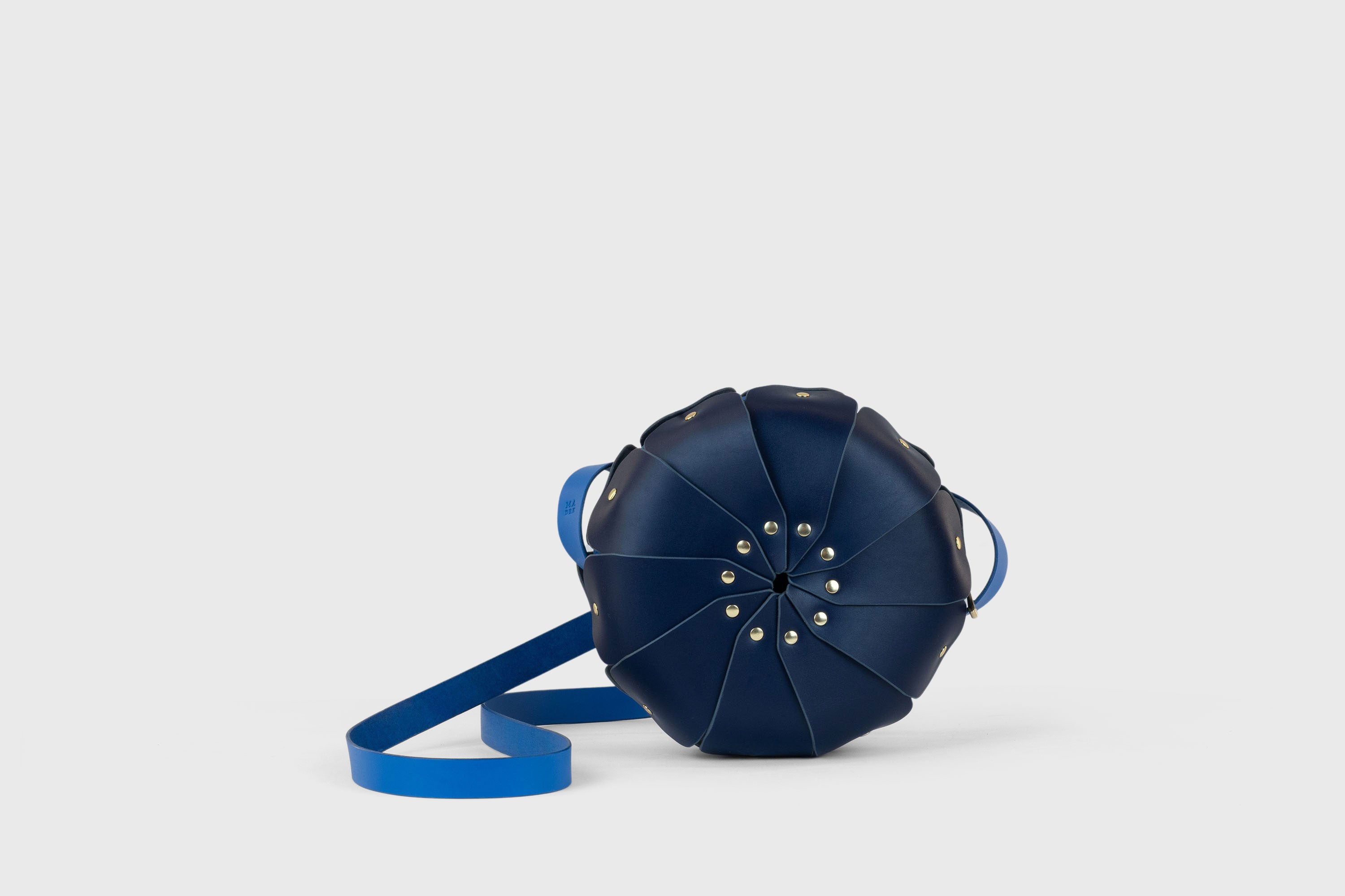 Anemo Leather Bag Front Marine Blue Floral Design Premium Minimalist Circle Round Pouch Crossbody Atelier Madre Manuel Dreesmann Barcelona