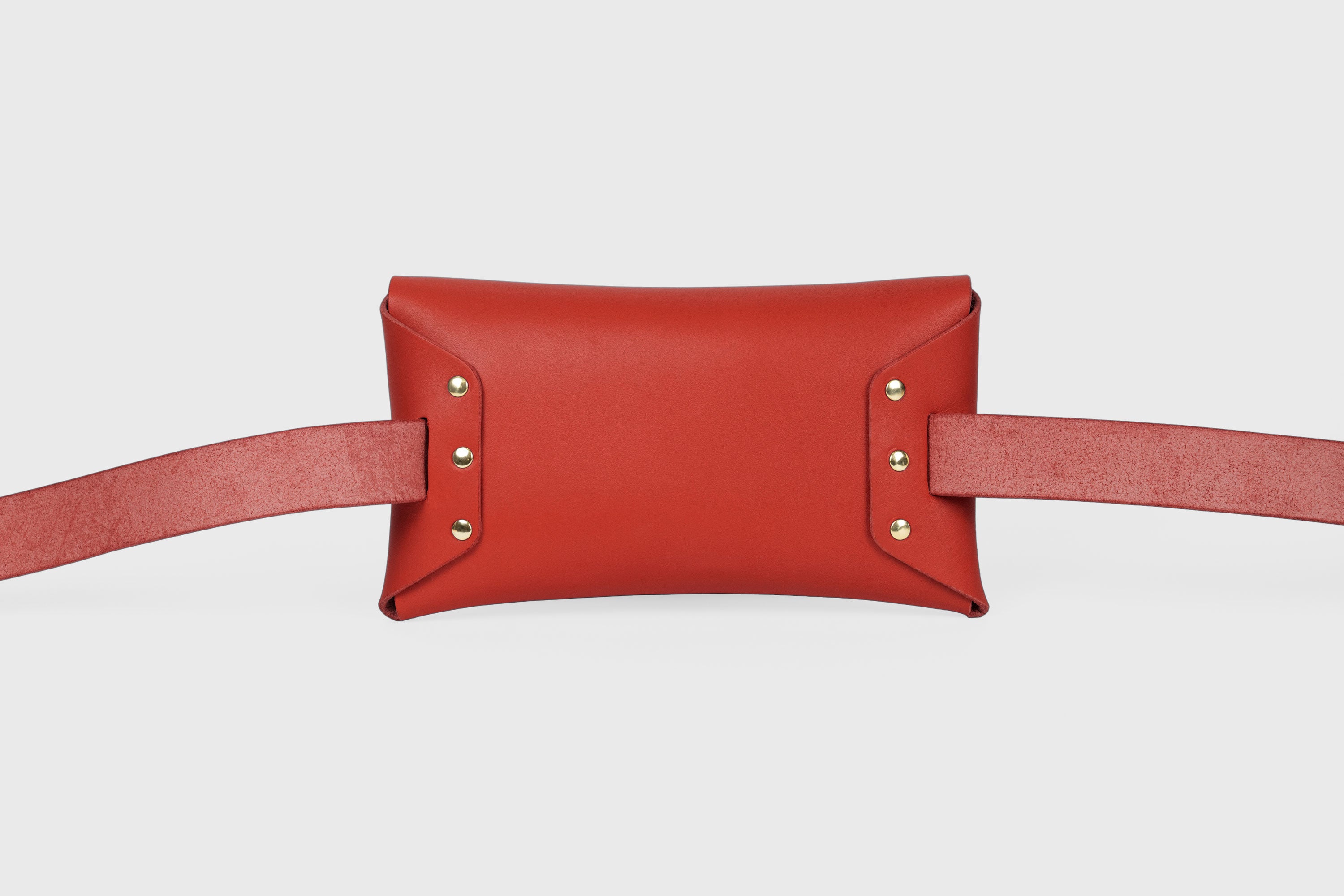 Belt Bag Leather Red Color Fanny Pack Waist bag Kit Bag Vegetable Tanned Leather Full Grain Premium Quality Modern Minimalist Design Atelier Madre Manuel Dreesmann Barcelona Spain