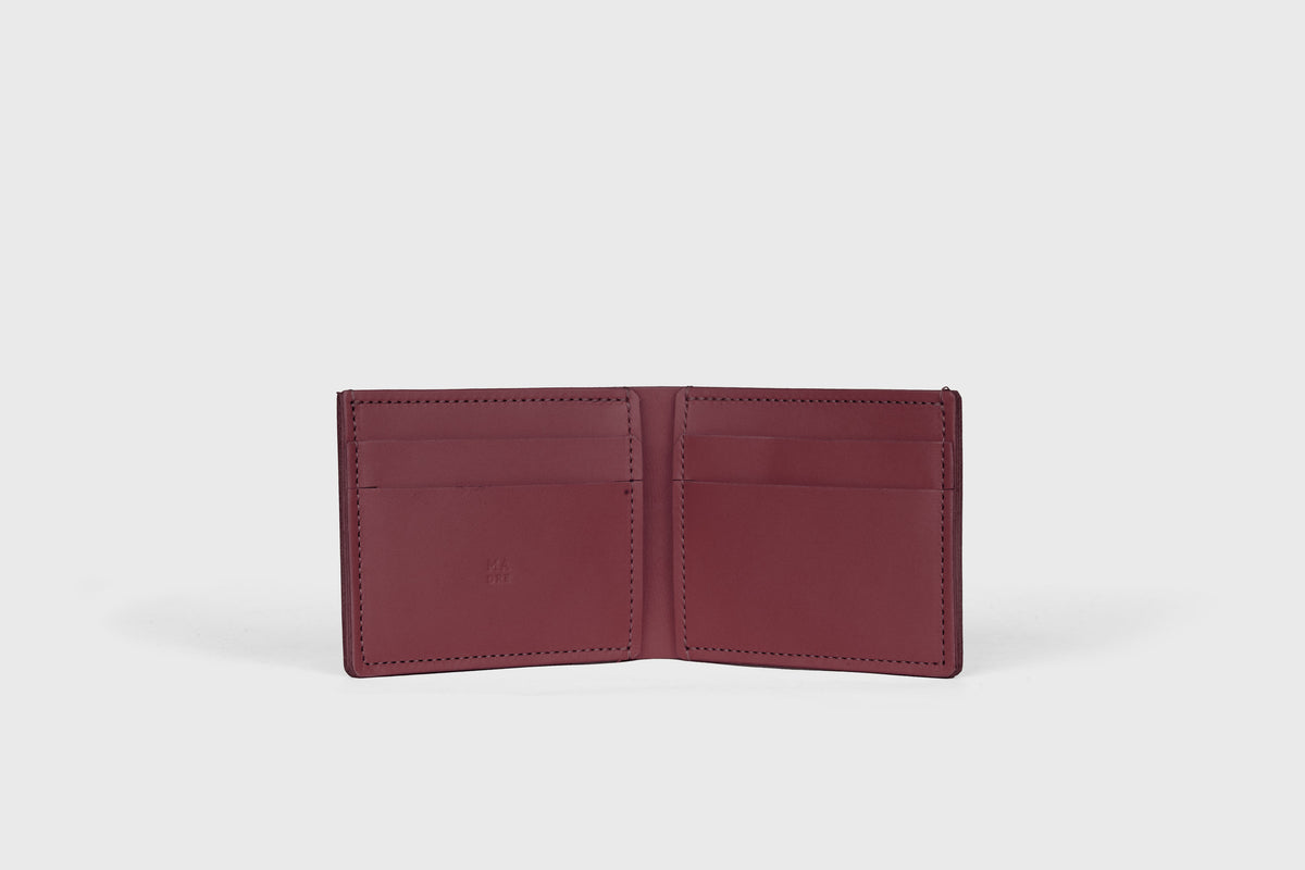 Bifold Wallet Horizontal 6 Slots Burgundy Colour Leather Atelier Madre Manuel Dreesmann Barcelona Spain 2