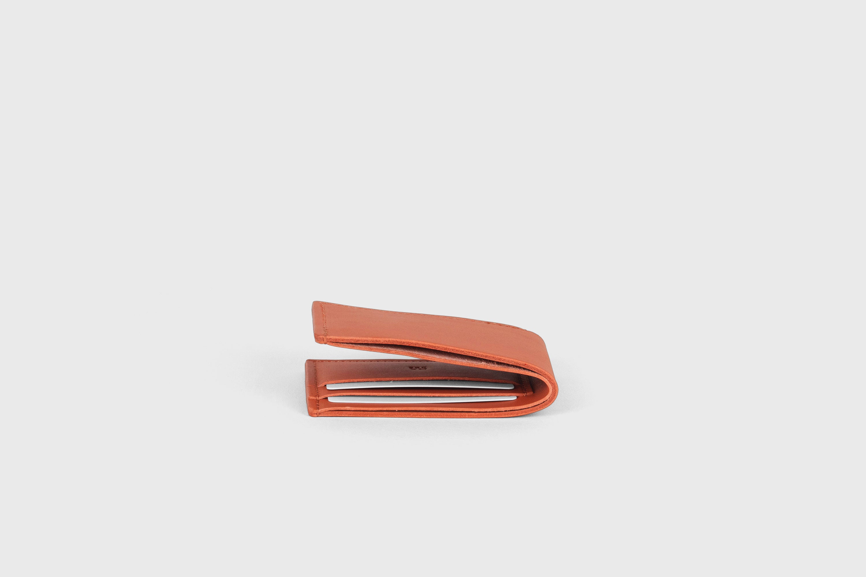Bifold Wallet Premium Leather Orange Color Card Holder Coin Pocket Minimalist Design Atelier Madre Manuel Dreesmann Barcelona Spain