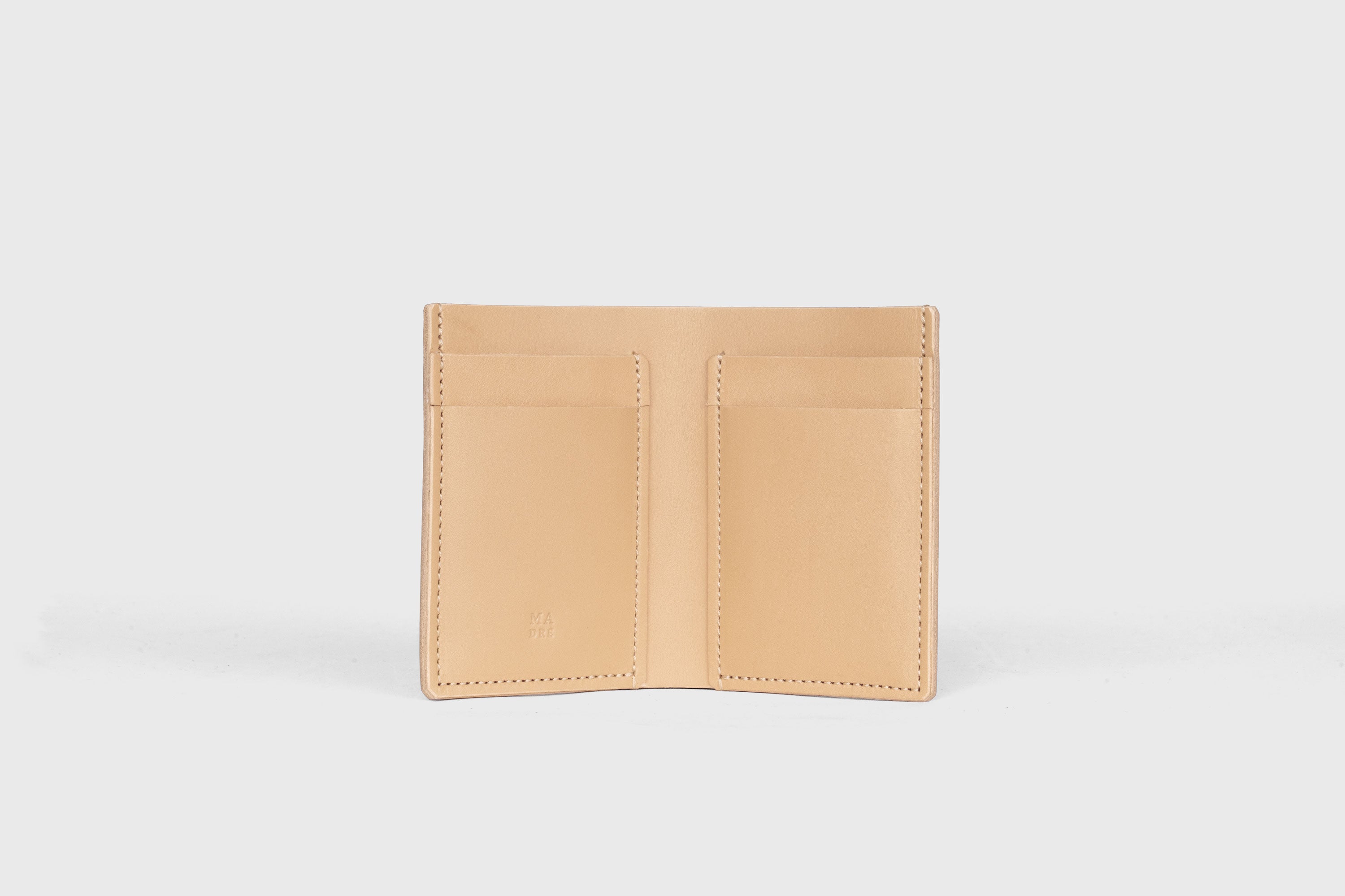 Bifold Wallet Vertical In Natural Color In Vegetable Tanned Leather Minimalistic Slim Design Atelier Madre Manuel Dreesmann Barcelona Spain