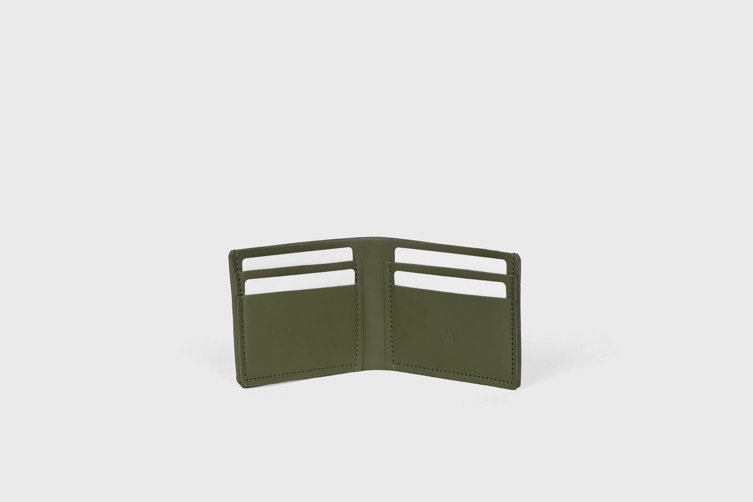 Bifold Wallet Leather Olive Green Color Vegetable Tanned Leather Premium Classic Design and Handcrafted By Atelier Madre Manuel Dreeesmann Barcelona Spain