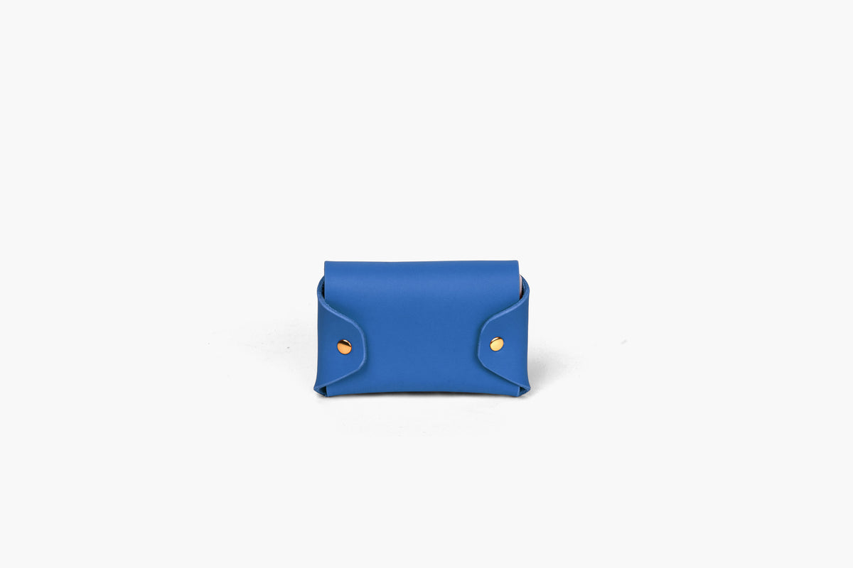 Card Holder With Snap Buttons Royal Blue Color Leather Atelier Madre Manuel Dreesmann 3