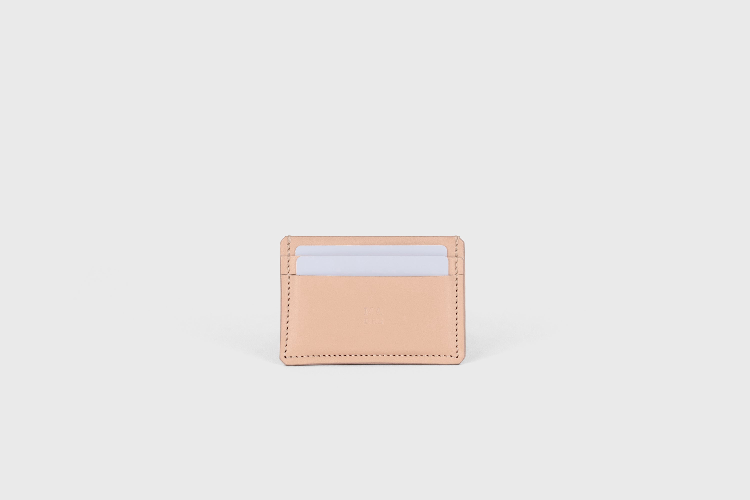 Card Wallet Premium Leather Natural Color Slim Minimalist Design Atelier Madre Manuel Dreesmann Barcelona Spain