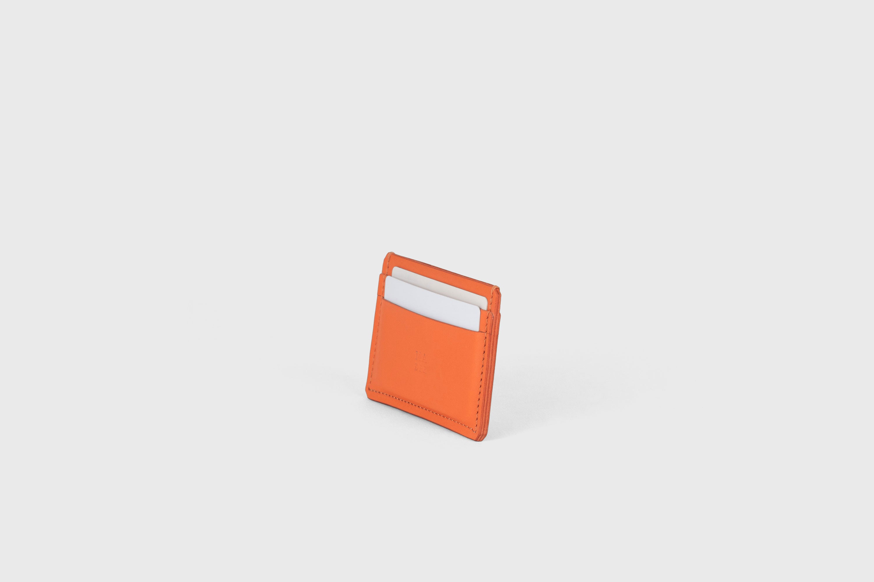 Card Wallet Premium Leather Orange Color Slim Minimalist Design Atelier Madre Manuel Dreesmann Barcelona Spain