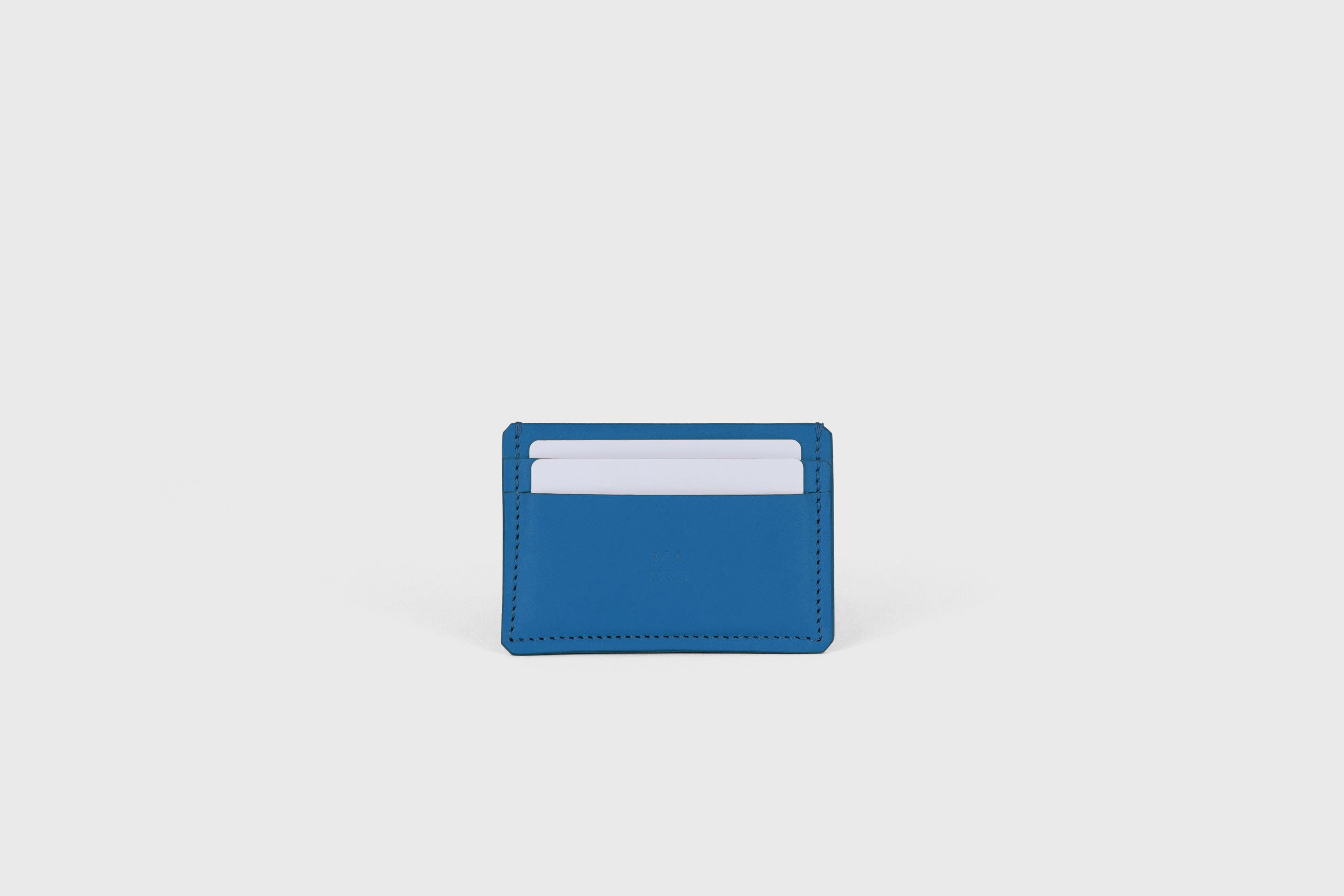 Card Wallet Premium Leather Royal Blue Color Slim Minimalist Design Atelier Madre Manuel Dreesmann Barcelona Spain