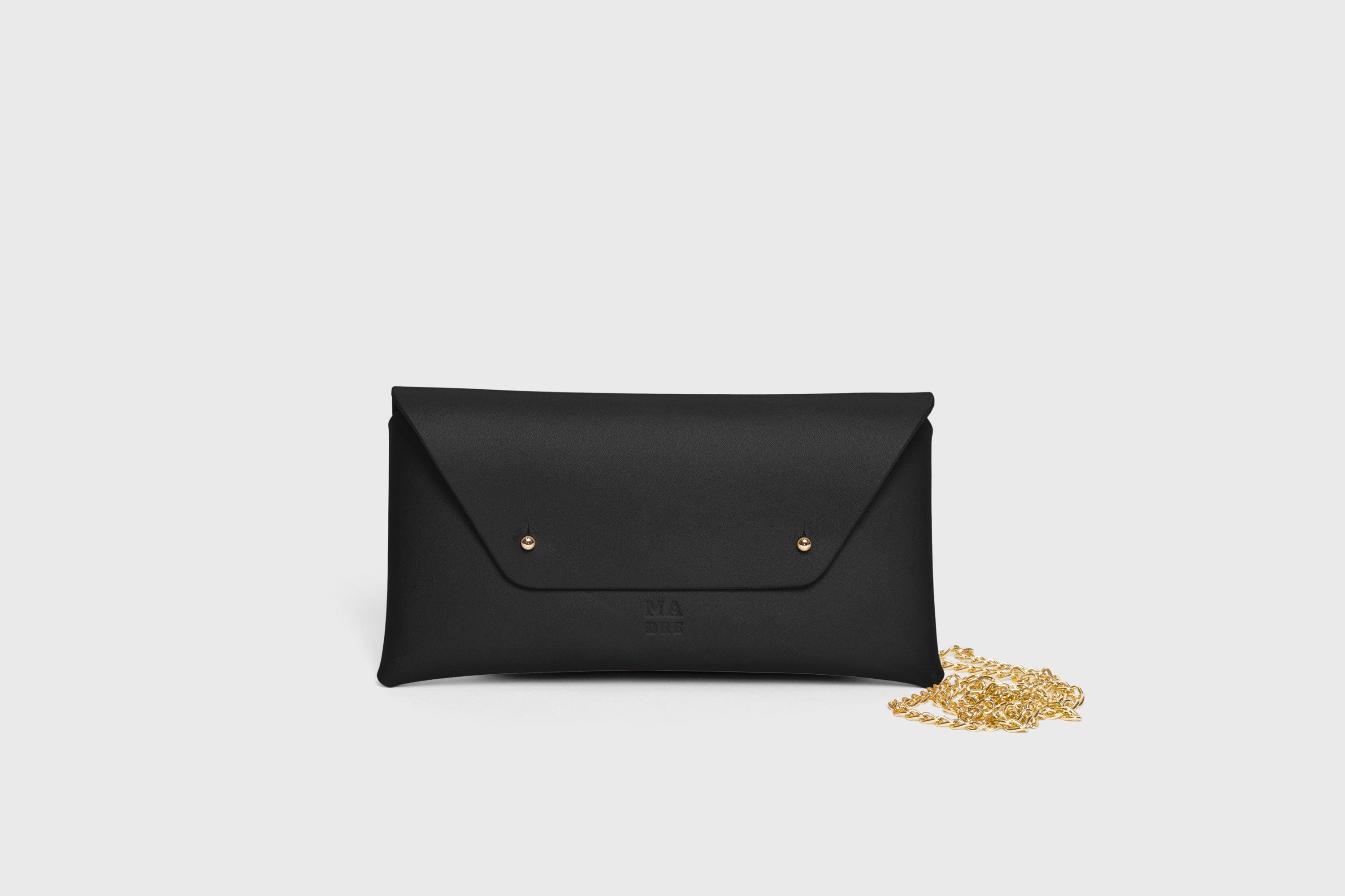 Clutch Leather Bag Gold Chain Black Color Shoulder Crossbody Bag Premium Quality Minimalist Design Atelier Madre Manuel Dreesmann Barcelona Spain
