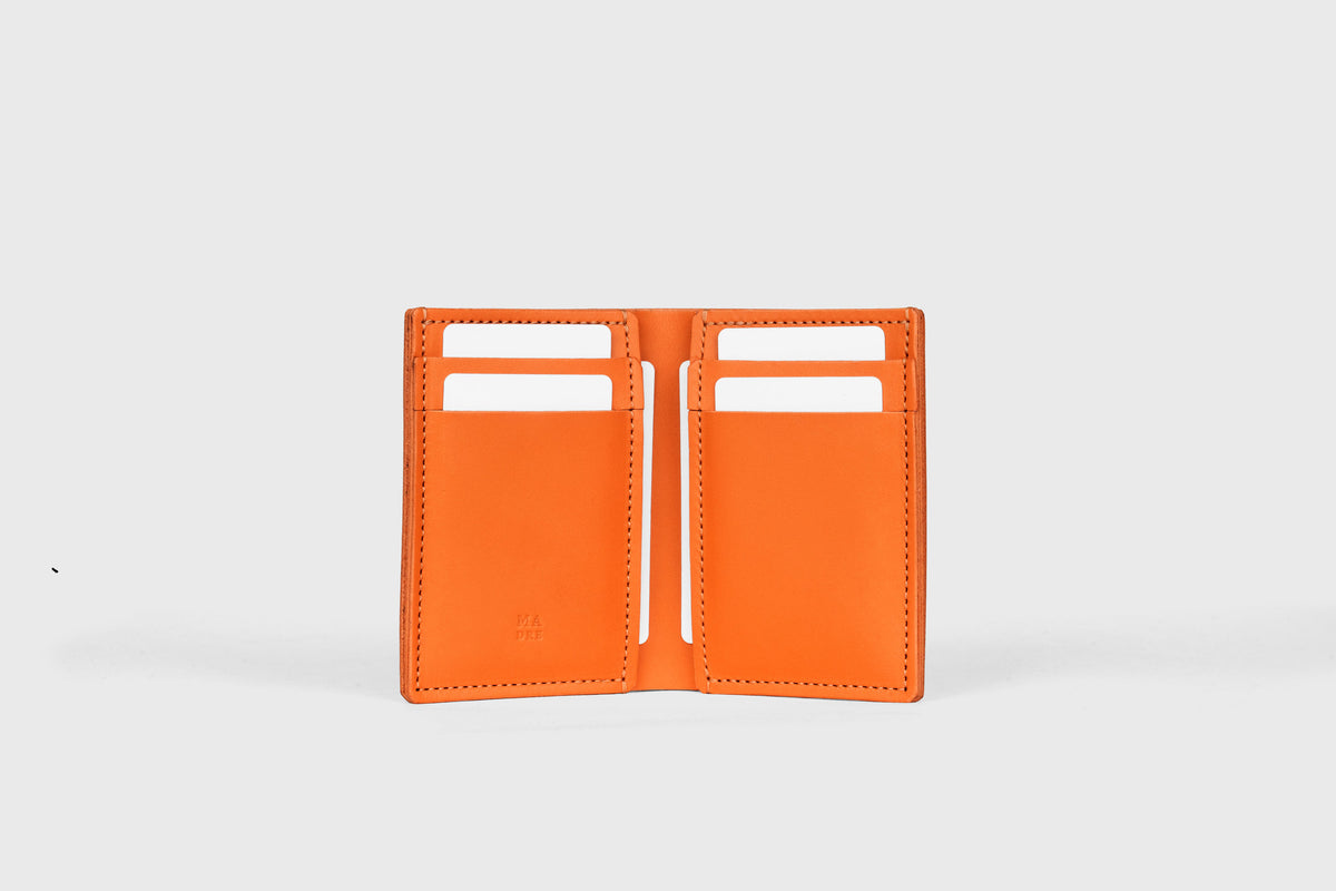 Credit Card Wallet Minimalist Leather Orange Atelier Madre Manuel Dreesmann 1