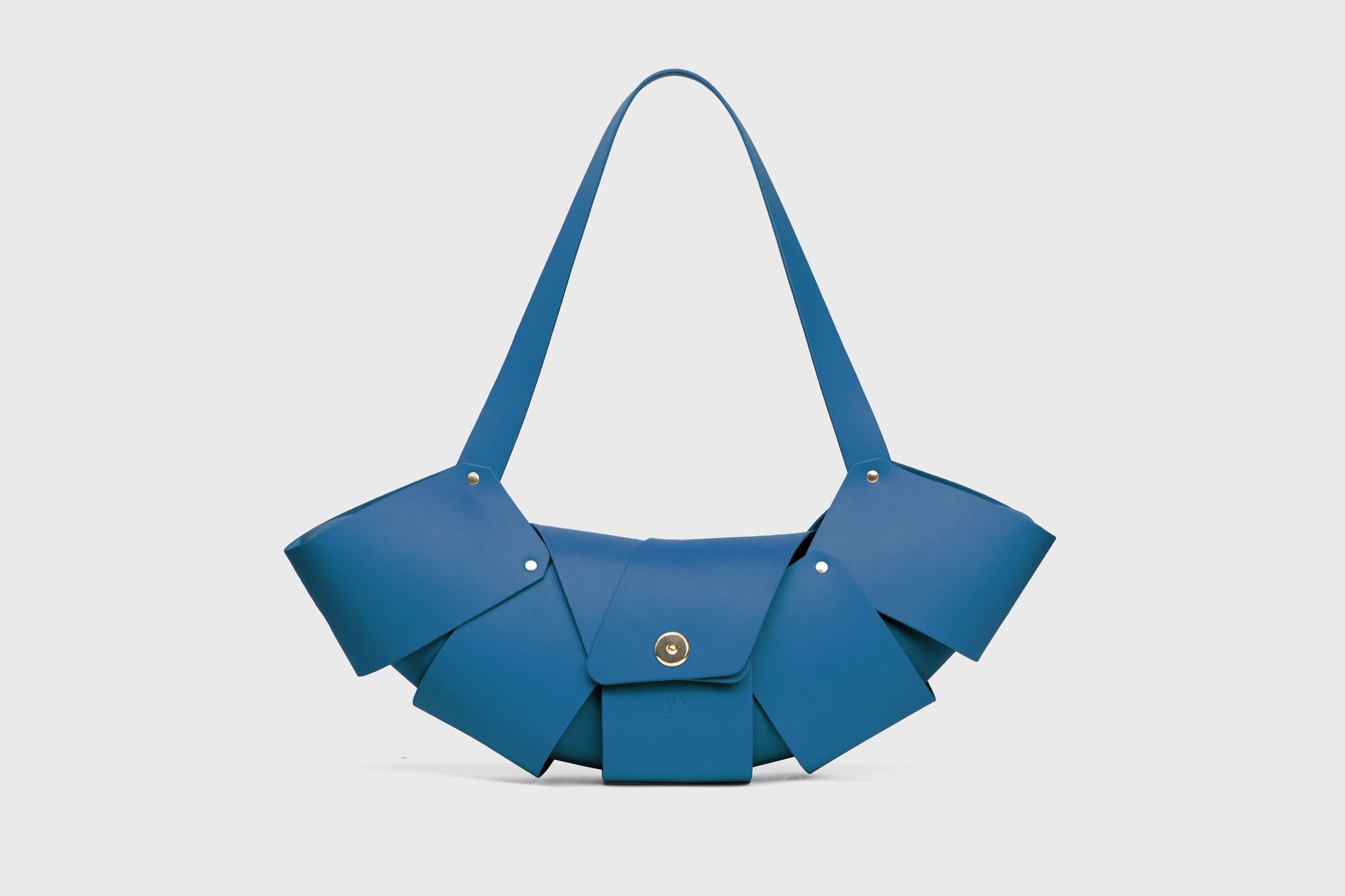 Croissant Bag Big Royal Blue Leather Magnetic Closure Full Grain Vegetable Tanned Leather High Quality Modern Minimalistic Organic Design Full Brass Rivets Atelier Madre Manuel Dreesmann Barcelona Spain