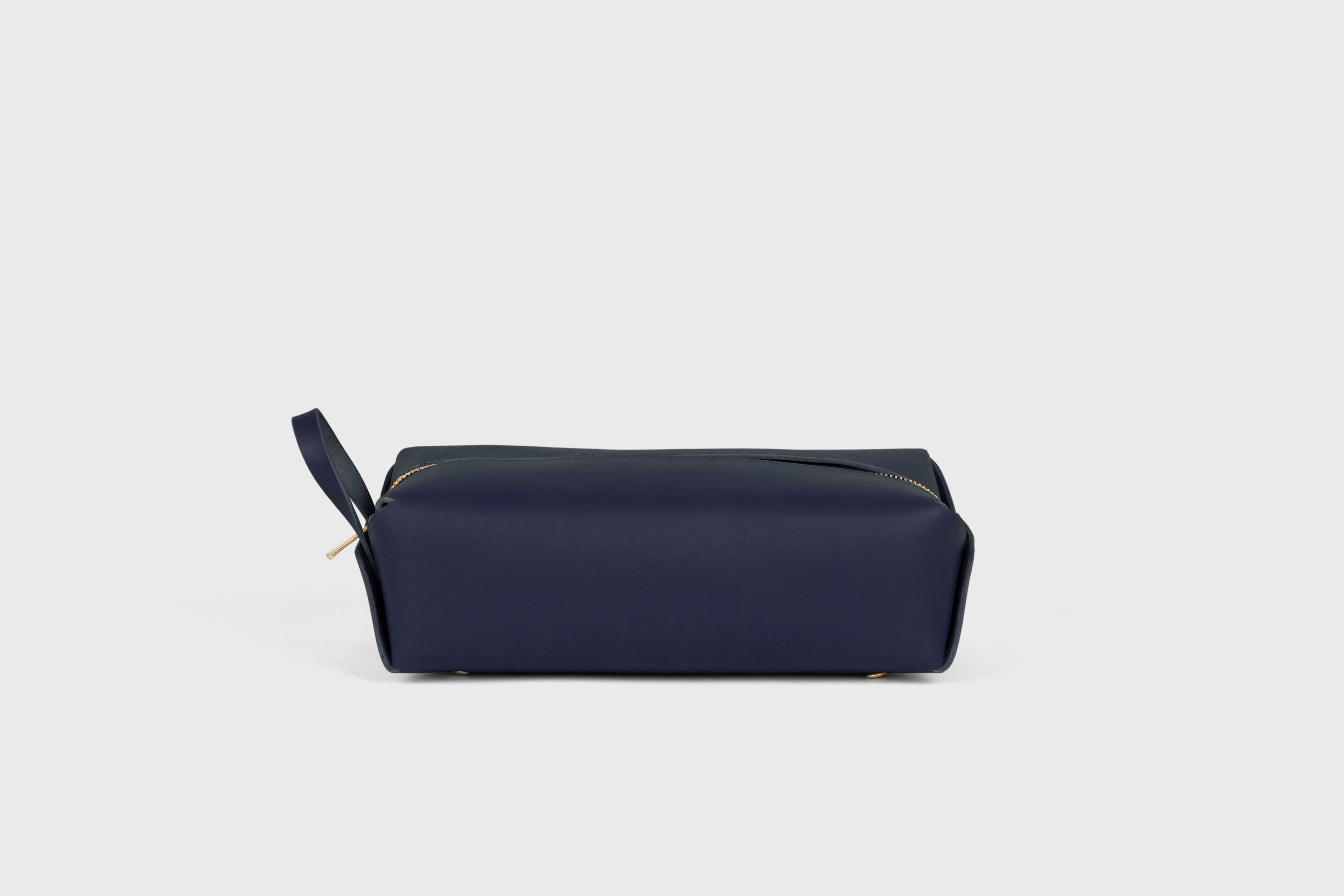 Dopp Kit Marine Blue Color Leather Toiletry Bag Make Up Pouch Travel Pack Hygiene Bag Zipper Premium Quality Minimalistic Modern Design Atelier Madre Manuel Dreesmann Barcelona Spain