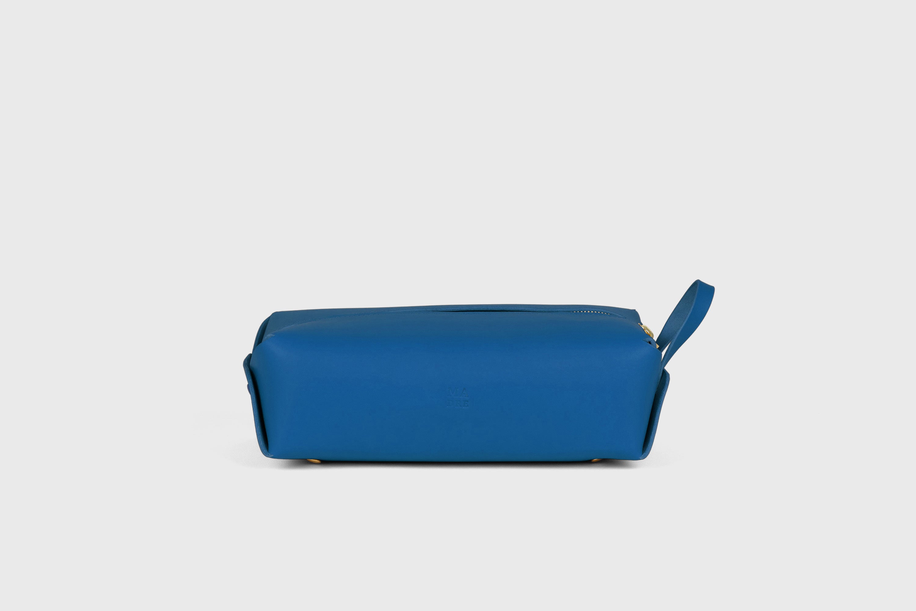 Dopp Kit Royal Blue Color Leather Toiletry Bag Make Up Pouch Travel Pack Hygiene Bag Zipper Premium Quality Minimalistic Modern Design Atelier Madre Manuel Dreesmann Barcelona Spain