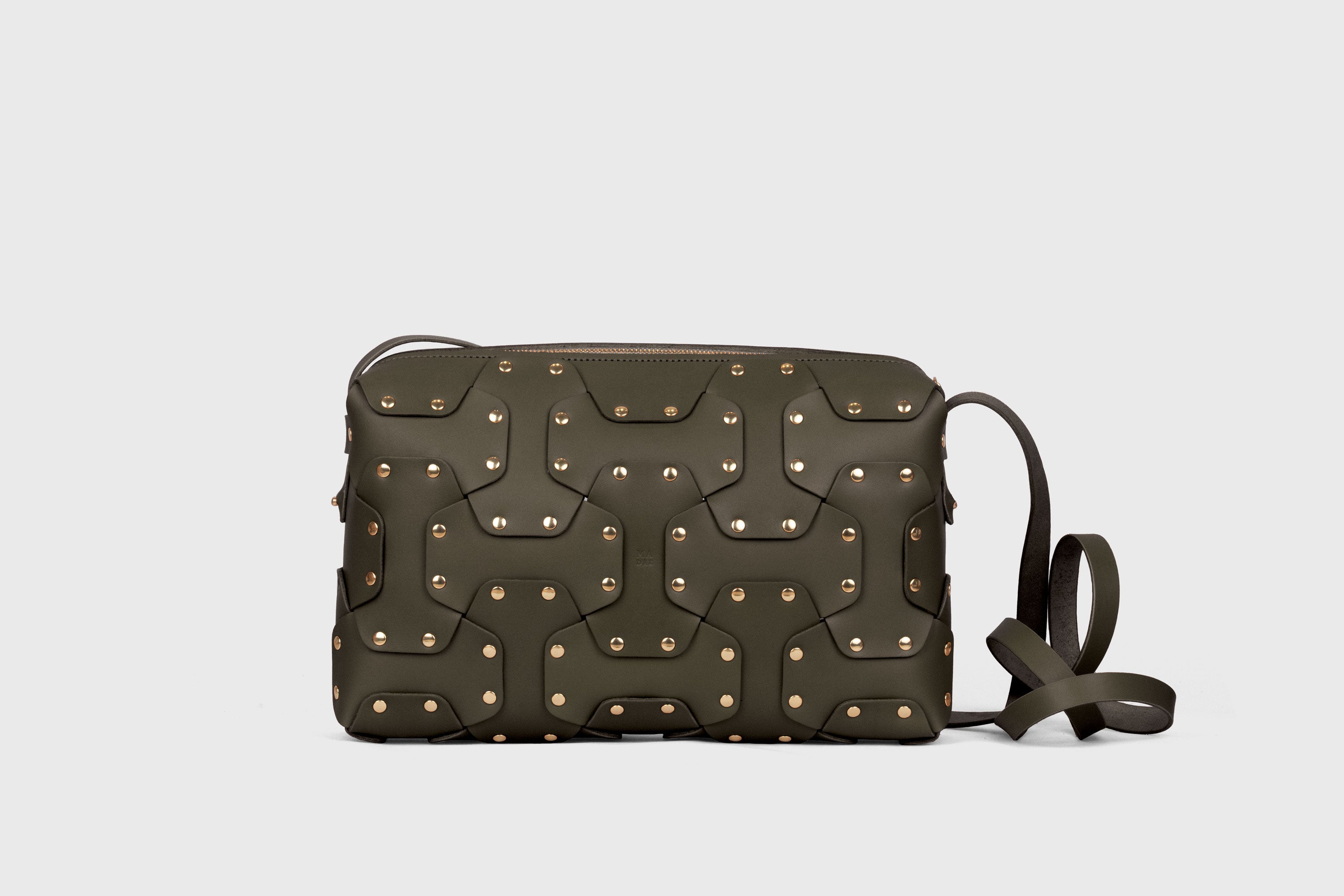 Double Rivet Bag Big, Olive Green Colour, Vegetable-Tanned Leather, Modern Minimal Design. Premium Quality, Atelier Madre, Manuel-Dreesmann, Barcelona