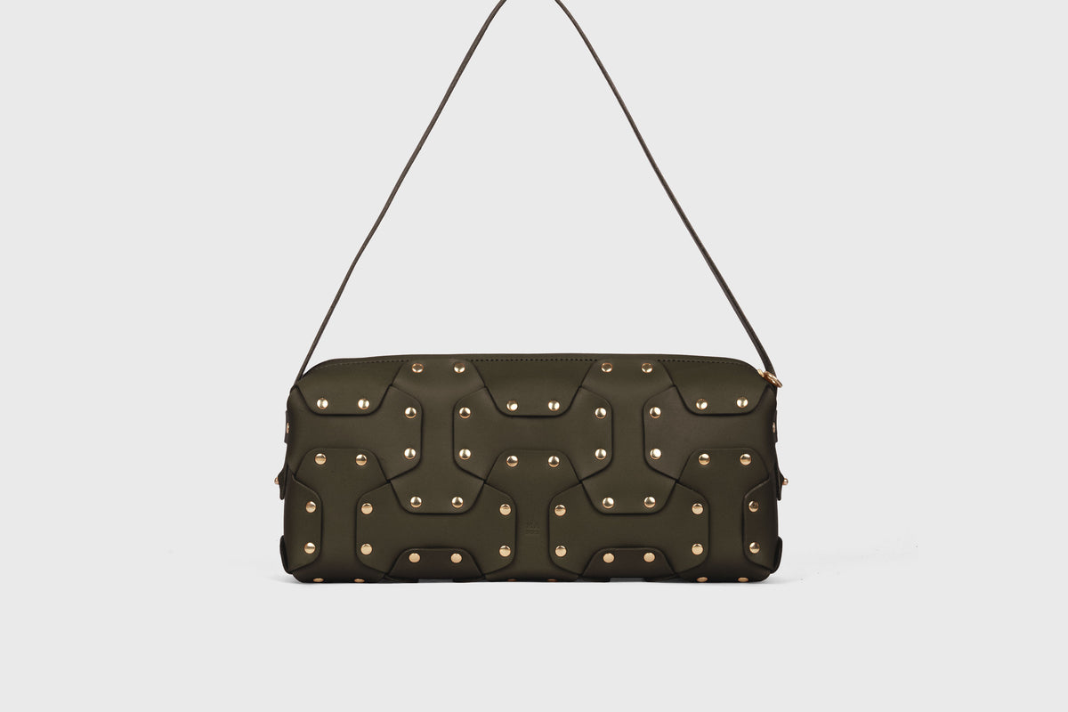 Double Rivet Bag Long Olive Green Colour Leather Vegetable Tanned Modern Minimal Design Premium Quality Atelier Madre Manuel Dreesmann Barcelona 1