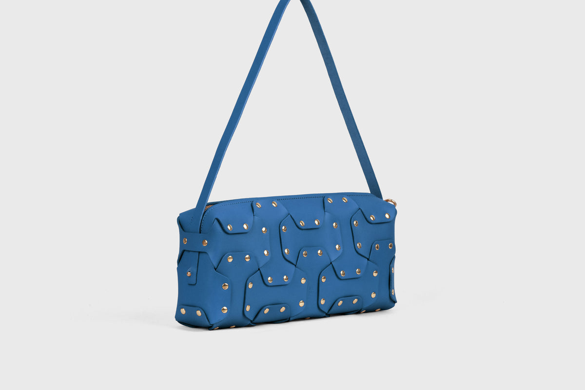 Double Rivet Bag Long Royal Blue Colour Leather Vegetable Tanned Modern Minimal Design Premium Quality Atelier Madre Manuel Dreesmann Barcelona 2