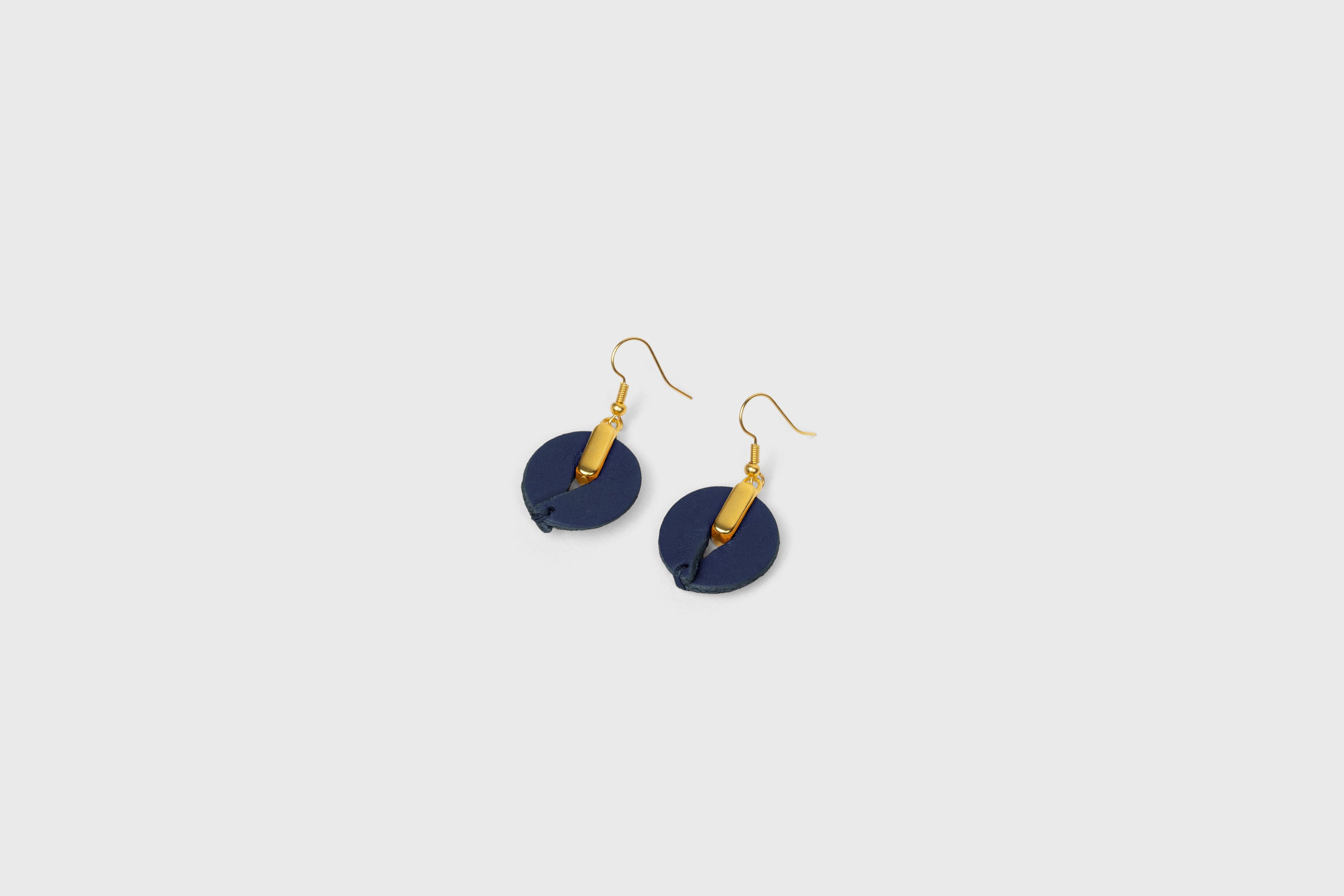 Olivia Earrings in Marine Blue Color Vegetable Tanned Leather Minimalistic Design Atelier Madre Manuel Dreesmann Barcelona Spain