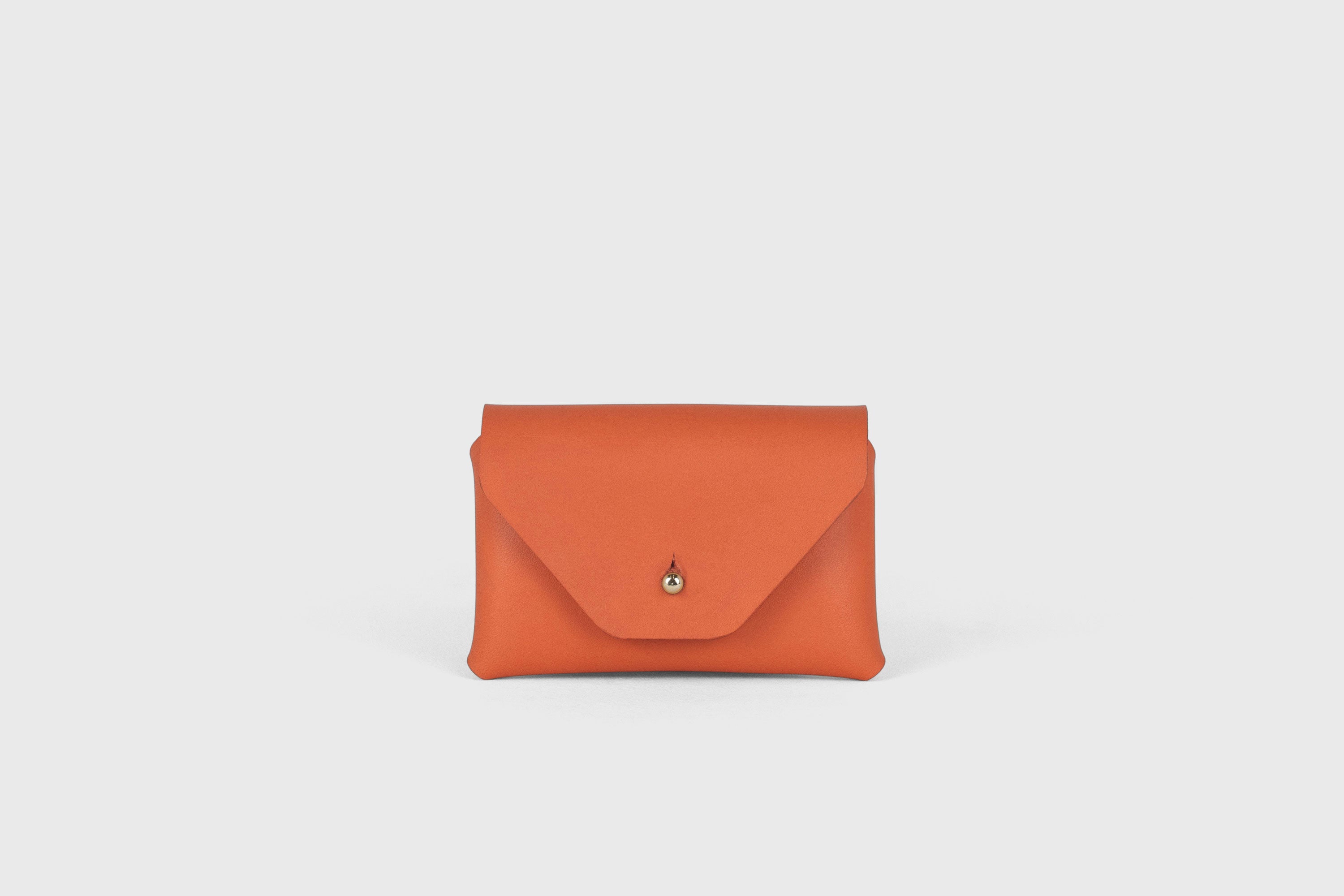 Envelope Card Wallet Premium Leather Orange Color Small Minimalist Design Atelier Madre Manuel Dreesmann Barcelona Spain