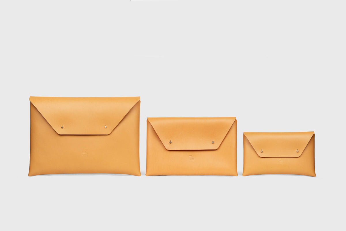 Envelope Clutch Big Brown Leather Atelier Madre Manuel Dreesmann 15