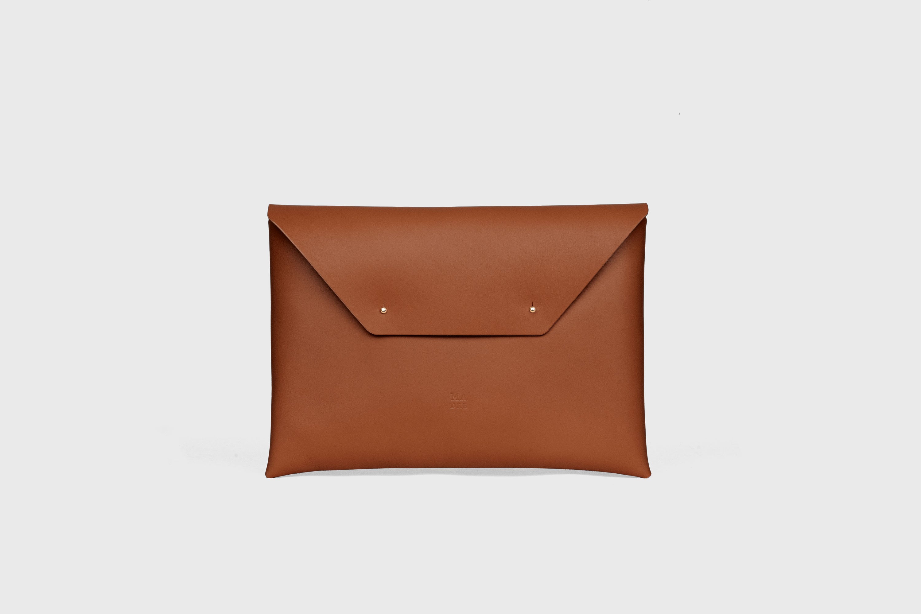 Envelope Clutch Big In Dark Brown Color Vegetable Tanned Leather Minimalistic Design Atelier Madre Manuel Dreesmann
