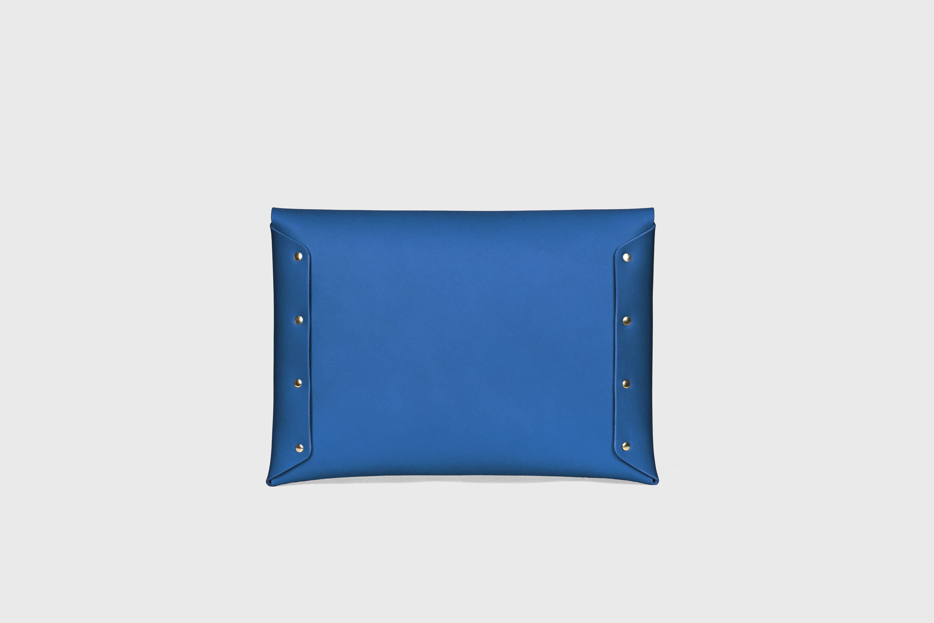 Envelope Clutch Big In Royal Blue Color Vegetable Tanned Leather Minimalistic Design Atelier Madre Manuel Dreesmann