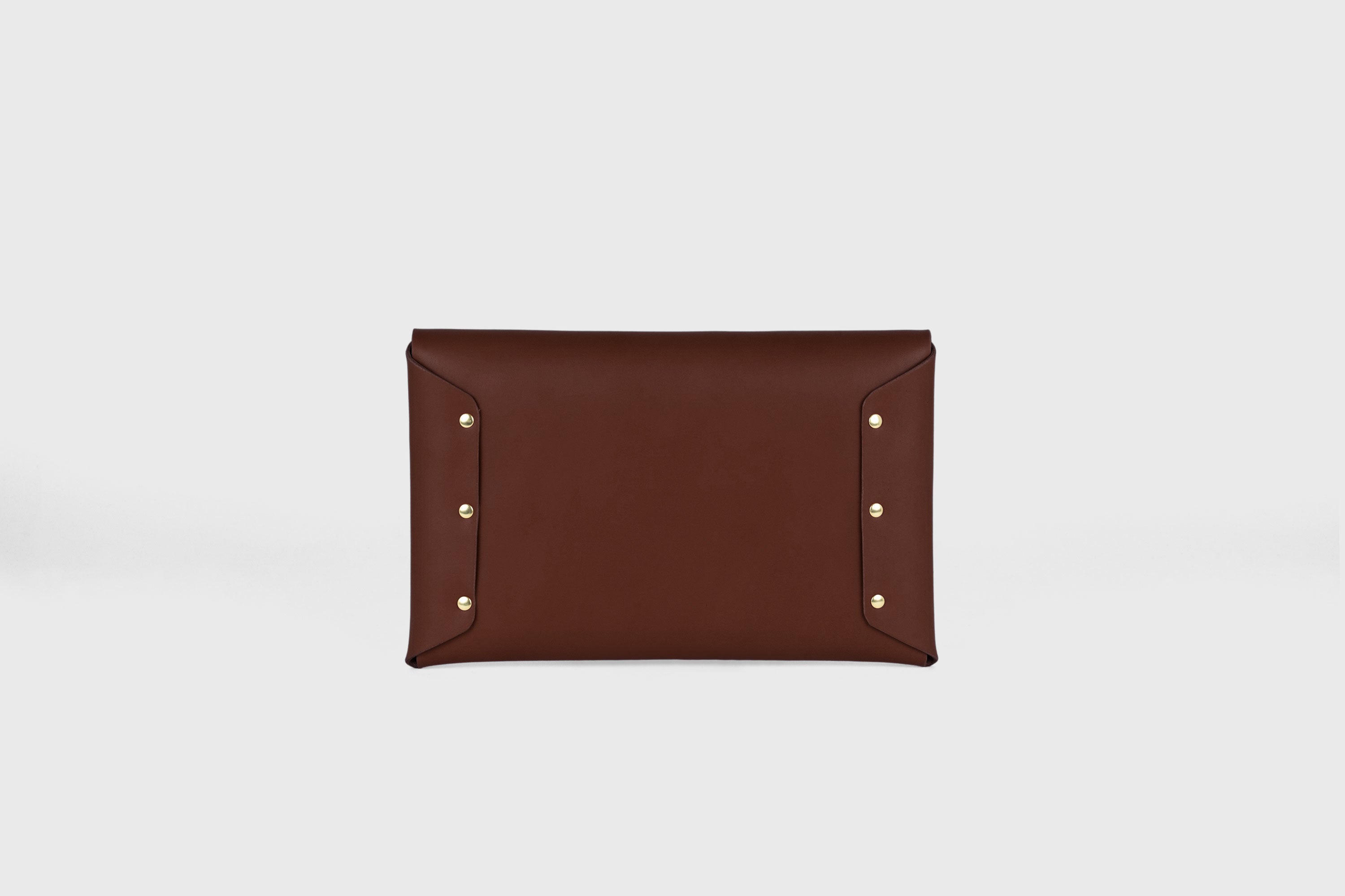 Envelope Clutch Premium Leather Dark Brown Color Handmade Minimalist Design Atelier Madre Manuel Dreesmann Barcelona Spain