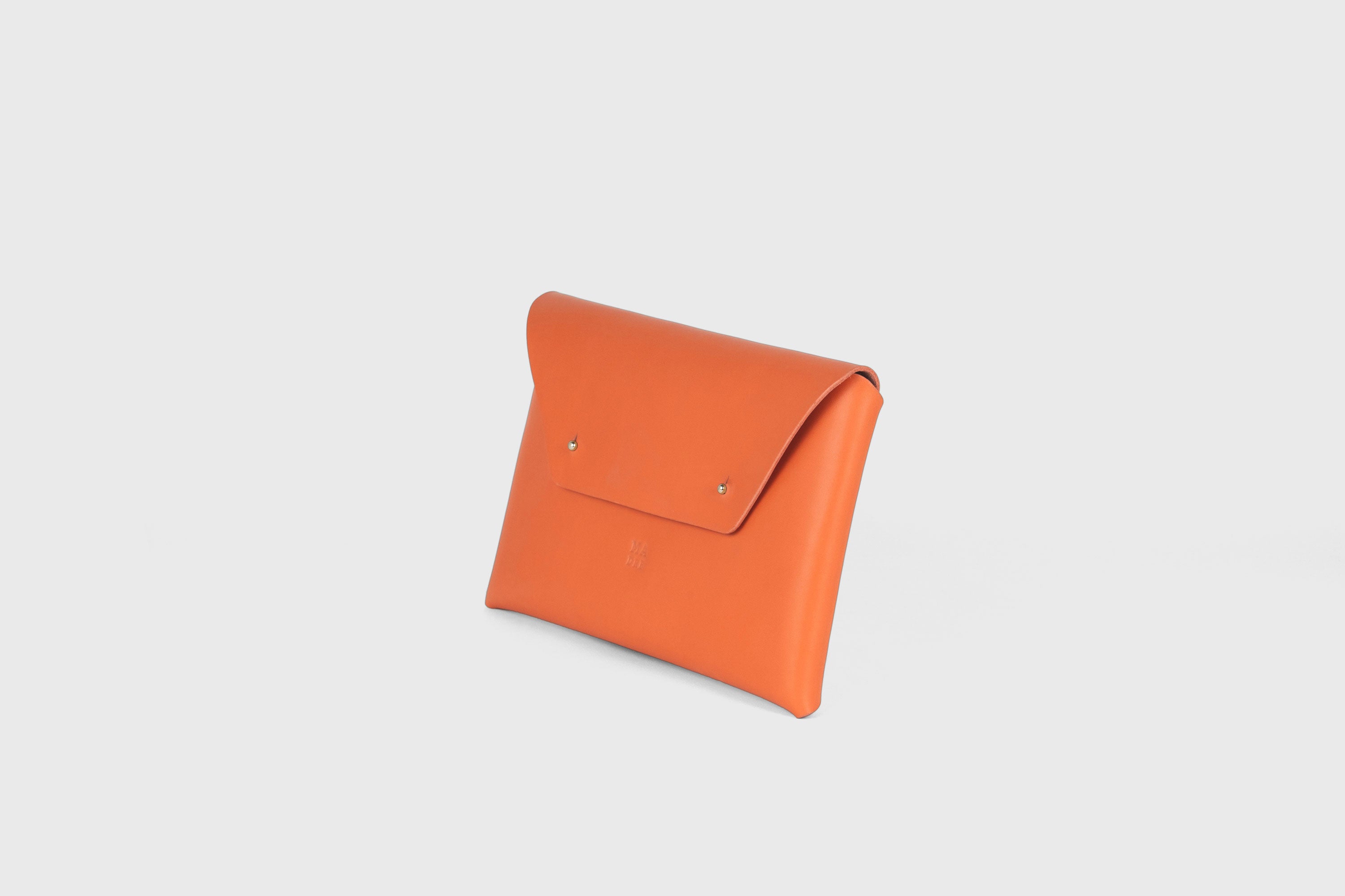Envelope Clutch Premium Leather Orange Color Handmade Minimalist Design Atelier Madre Manuel Dreesmann Barcelona Spain