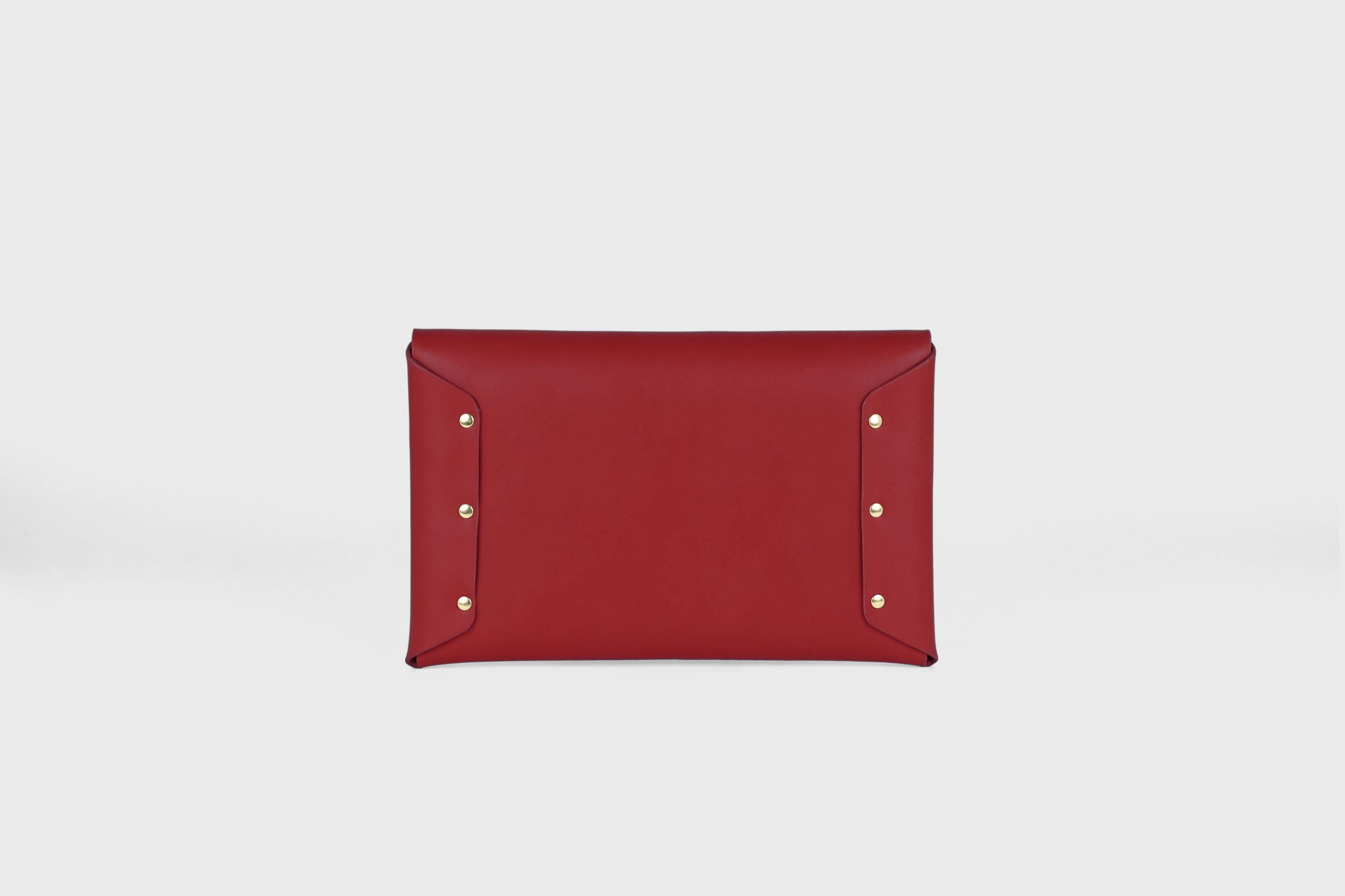 Envelope Clutch Premium Leather Red Color Handmade Minimalist Design Atelier Madre Manuel Dreesmann Barcelona Spain