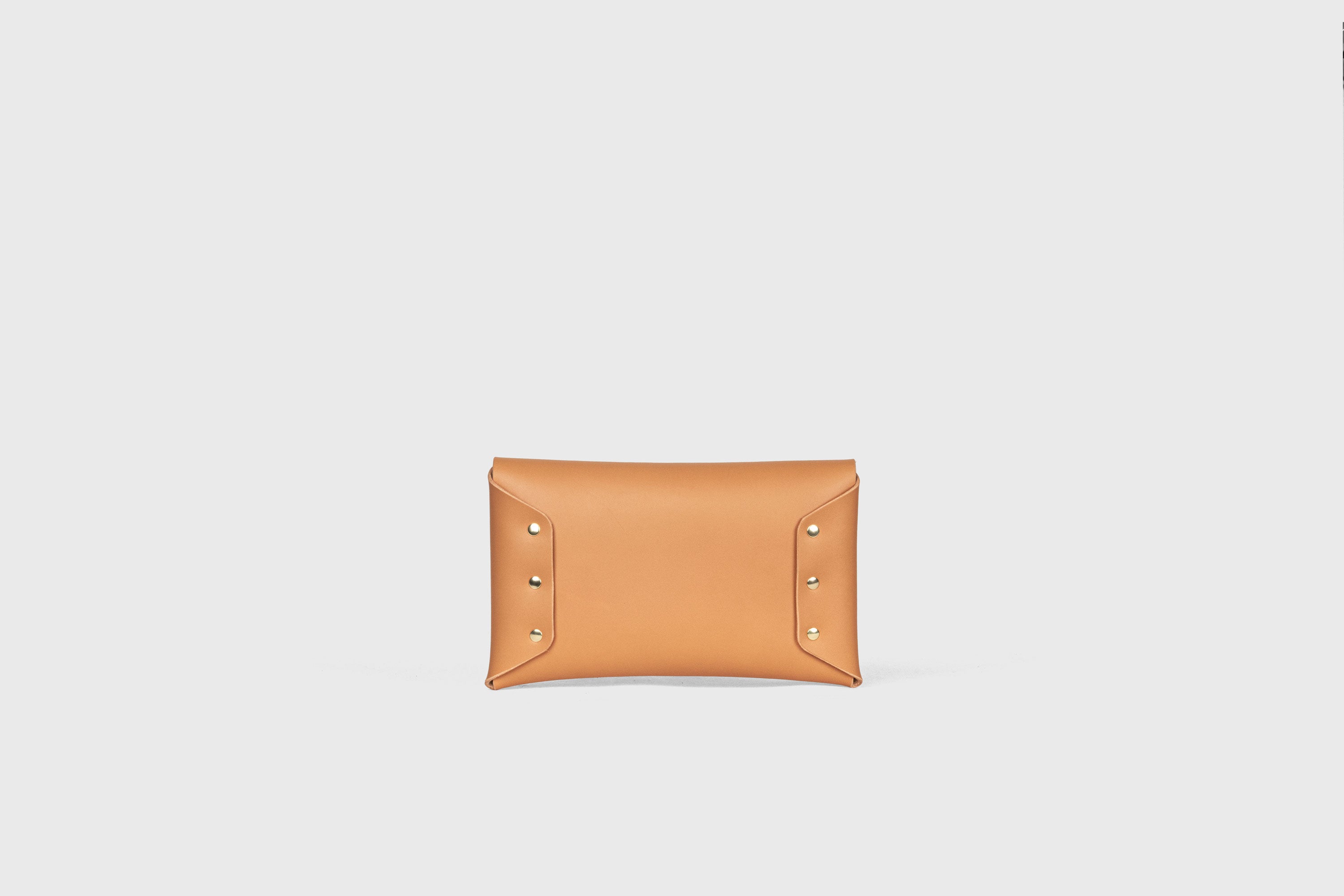 Envelope Clutch Small In Brown Color Vegetable Tanned Leather Minimalistic Design Atelier Madre Manuel Dreesmann Barcelona Spain