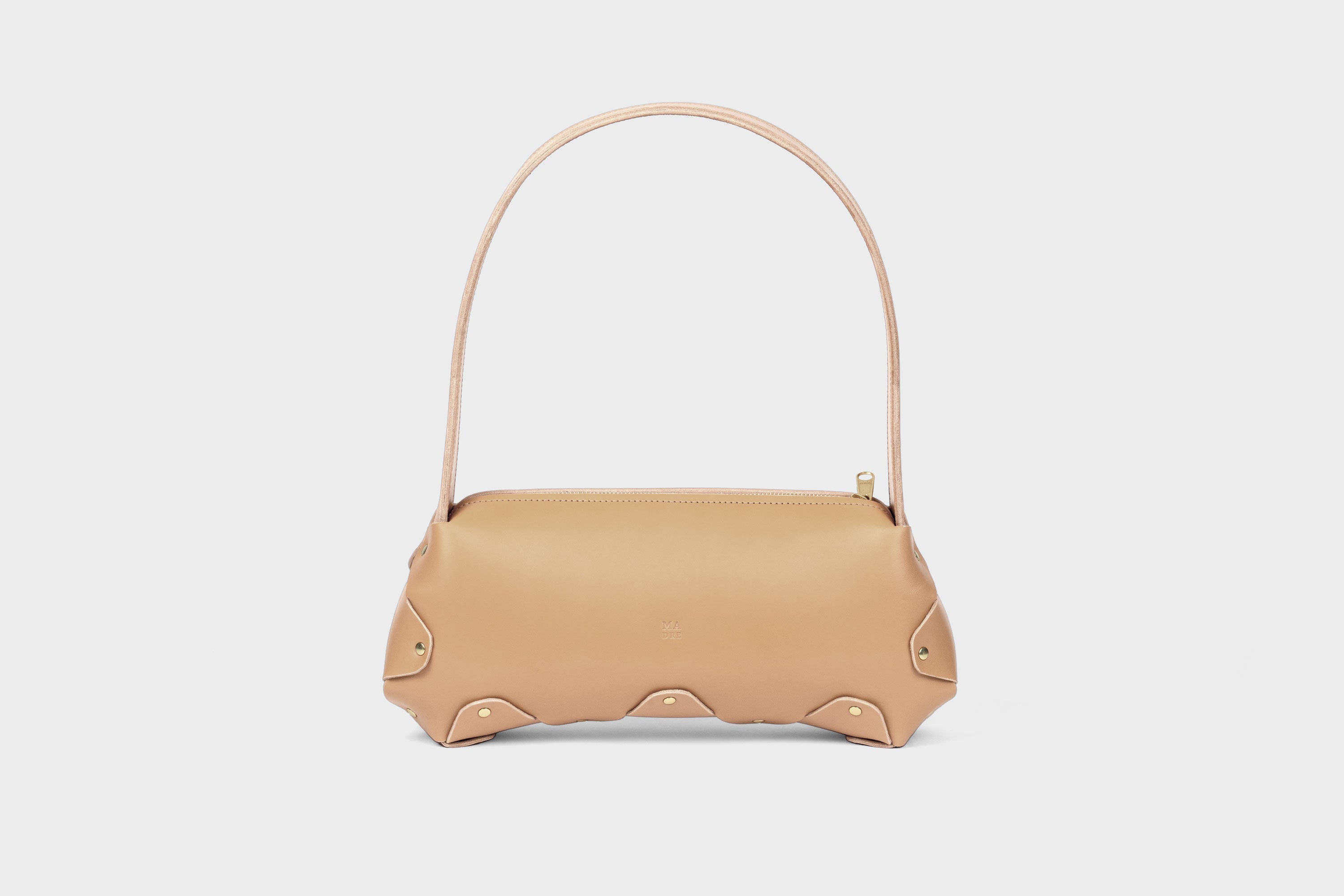 Fiona Bag In Natural Color In Full Grain Vegetable Tanned Leather Minimalistic Design Shoulder Bag Atelier Madre Manuel Dreesmann Barcelona Spain