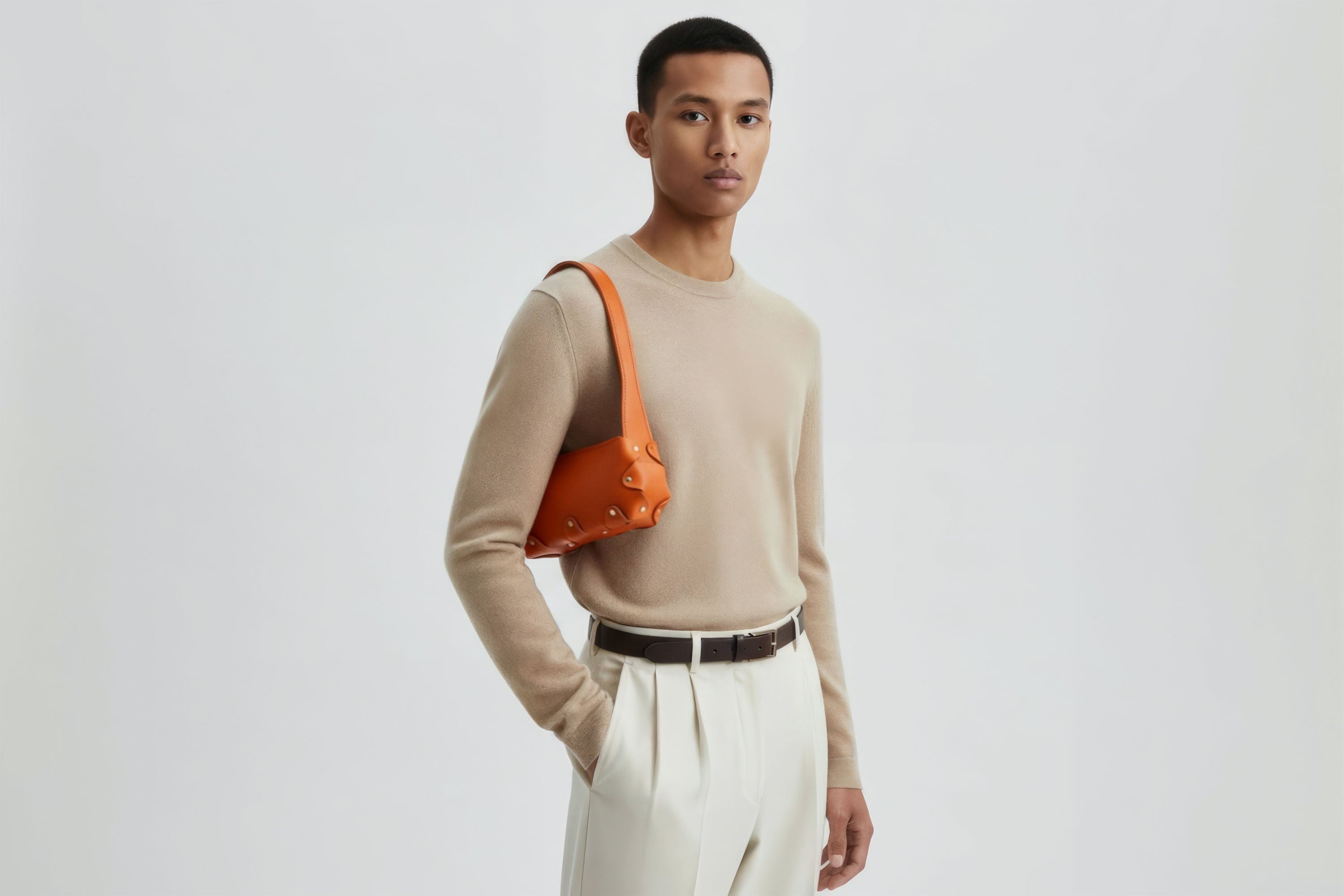 Fiona Bag Small Orange Color Leather On Model Zipper Shoulder Bag Minimalist Modern Design Premium Quality Atelier Madre Manuel Dreesmann Barcelona