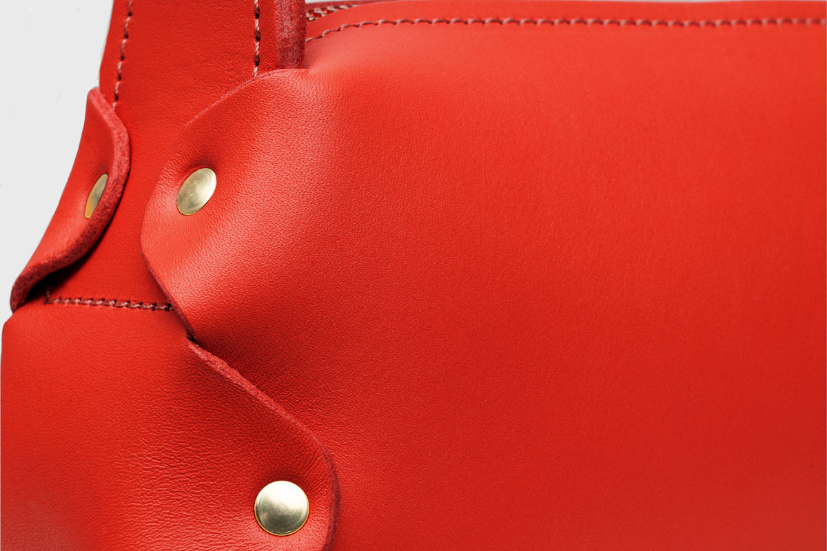 Fiona Bag Red Color Leather Manuel Dreesmann Atelier Madre Barcelona Spain 4