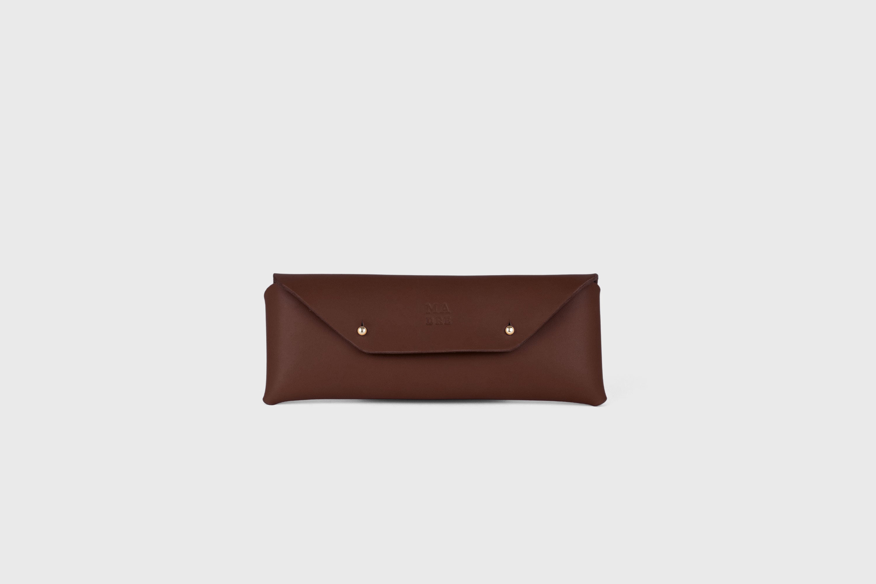 Glasses Case Leather Dark Brown Color Eyewear Pouch Minimalist Design Atelier Madre Manuel Dreesmann Barcelona Spain