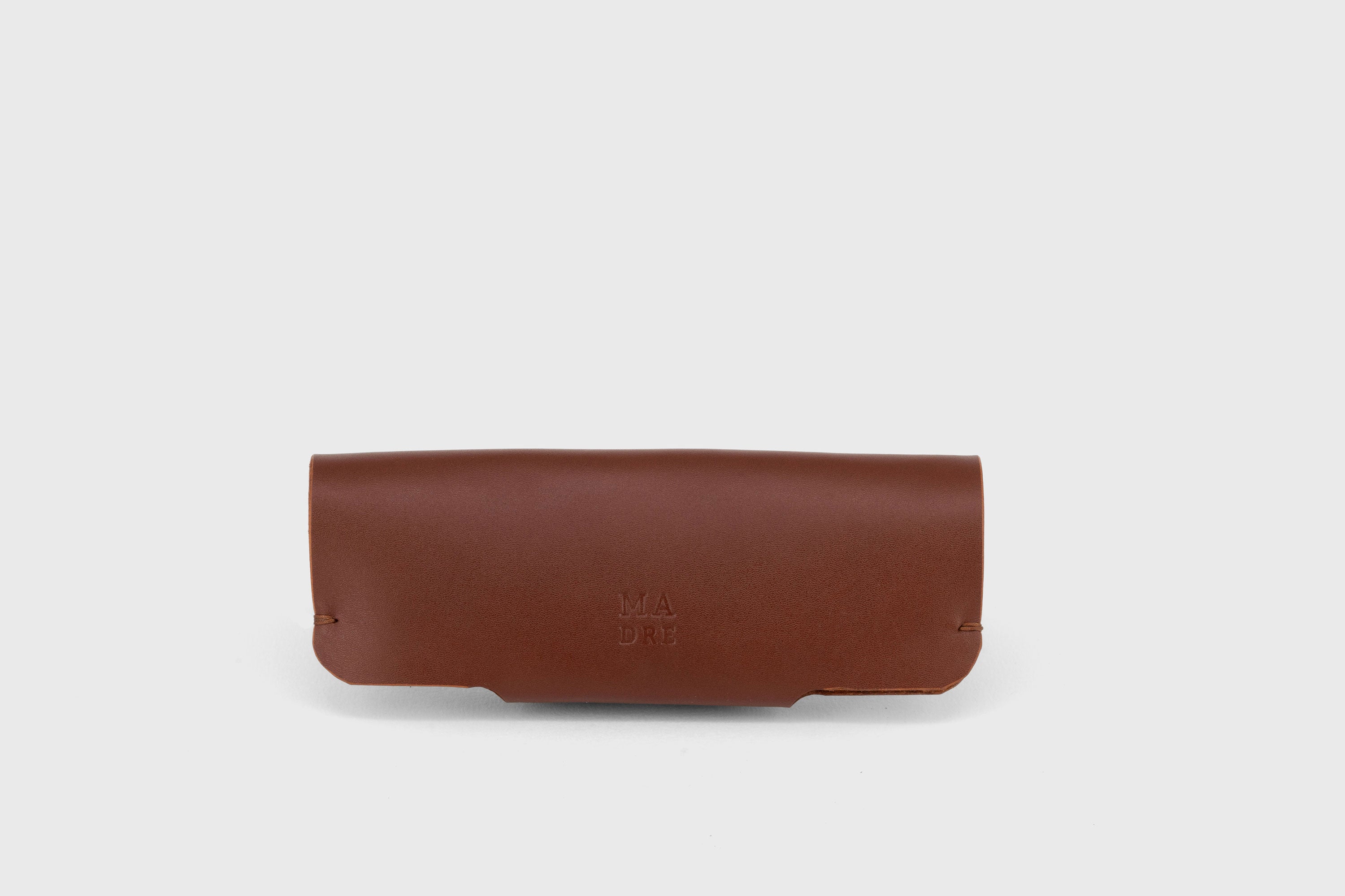 Sunglasses Case Leather Glasses Dark Brown Full Grain Vachetta Vegetable Tanned Leather Minimal Modern Design Premium Quality Luxury Handcrafted Atelier Madre Manuel Dreesmann Barcelona