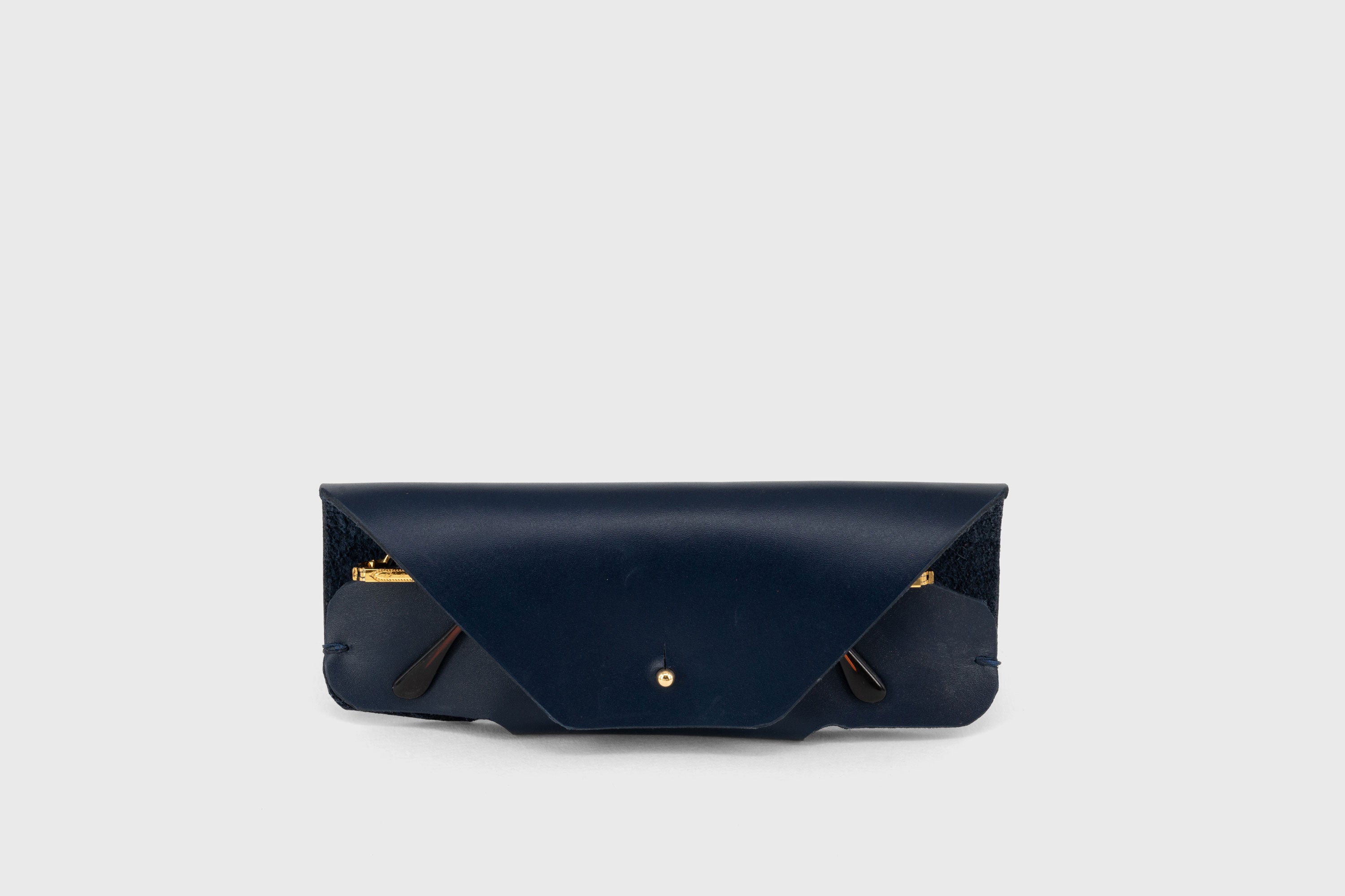 Sunglasses Case Leather Glasses Marine Blue Full Grain Vachetta Vegetable Tanned Leather Minimal Modern Design Premium Quality Luxury Handcrafted Atelier Madre Manuel Dreesmann Barcelona