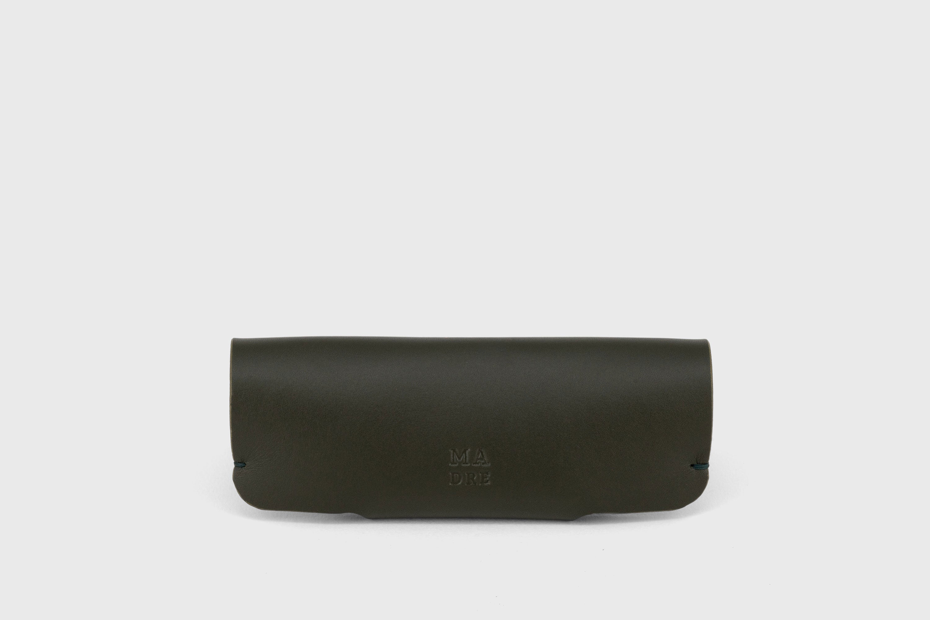 Sunglasses Case Leather Glasses Olive Green Full Grain Vachetta Vegetable Tanned Leather Minimal Modern Design Premium Quality Luxury Handcrafted Atelier Madre Manuel Dreesmann Barcelona