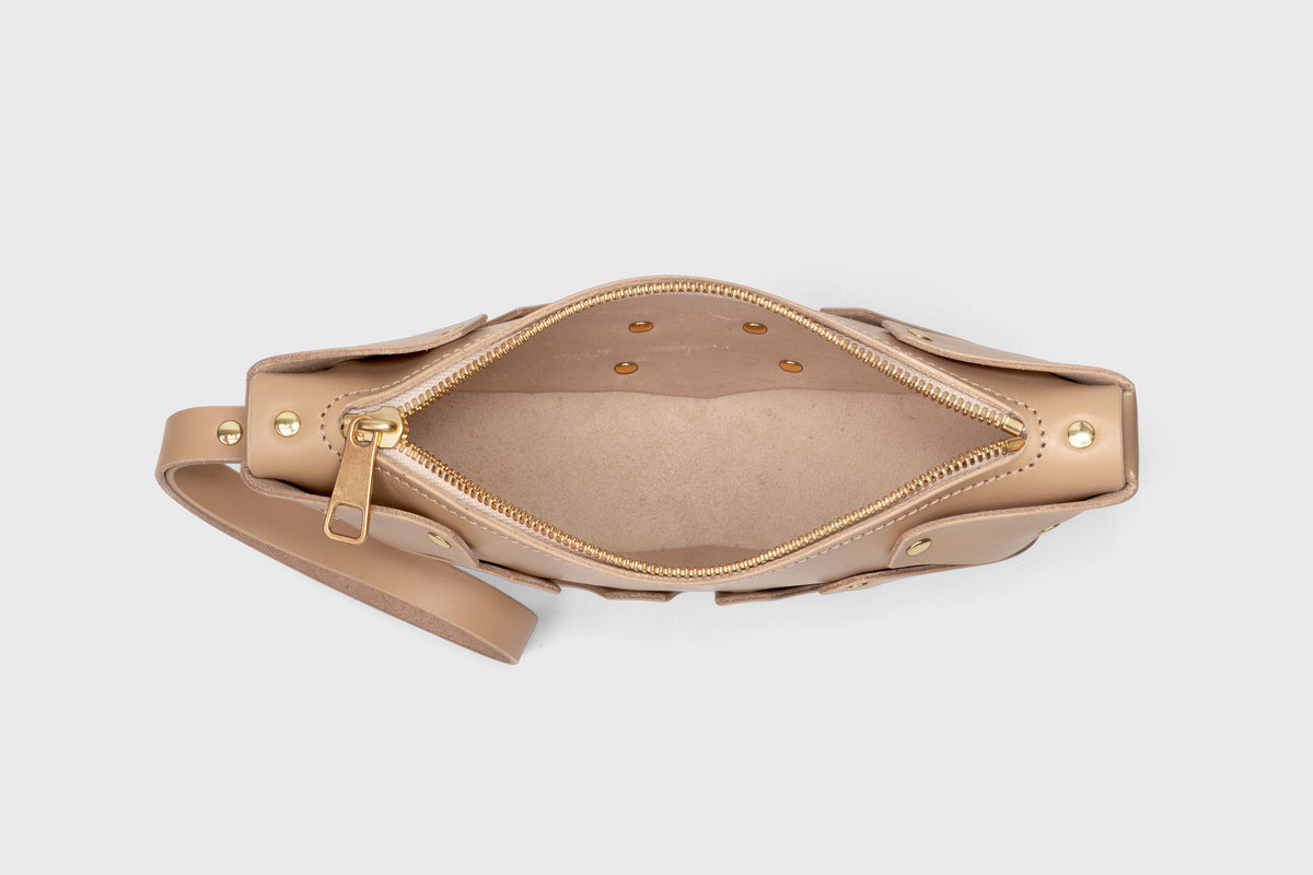 Juno Natural Colour Leather Vegetable Tanned Modern Minimal Design Premium Quality Atelier Madre Manuel Dreesmann Barcelona 5