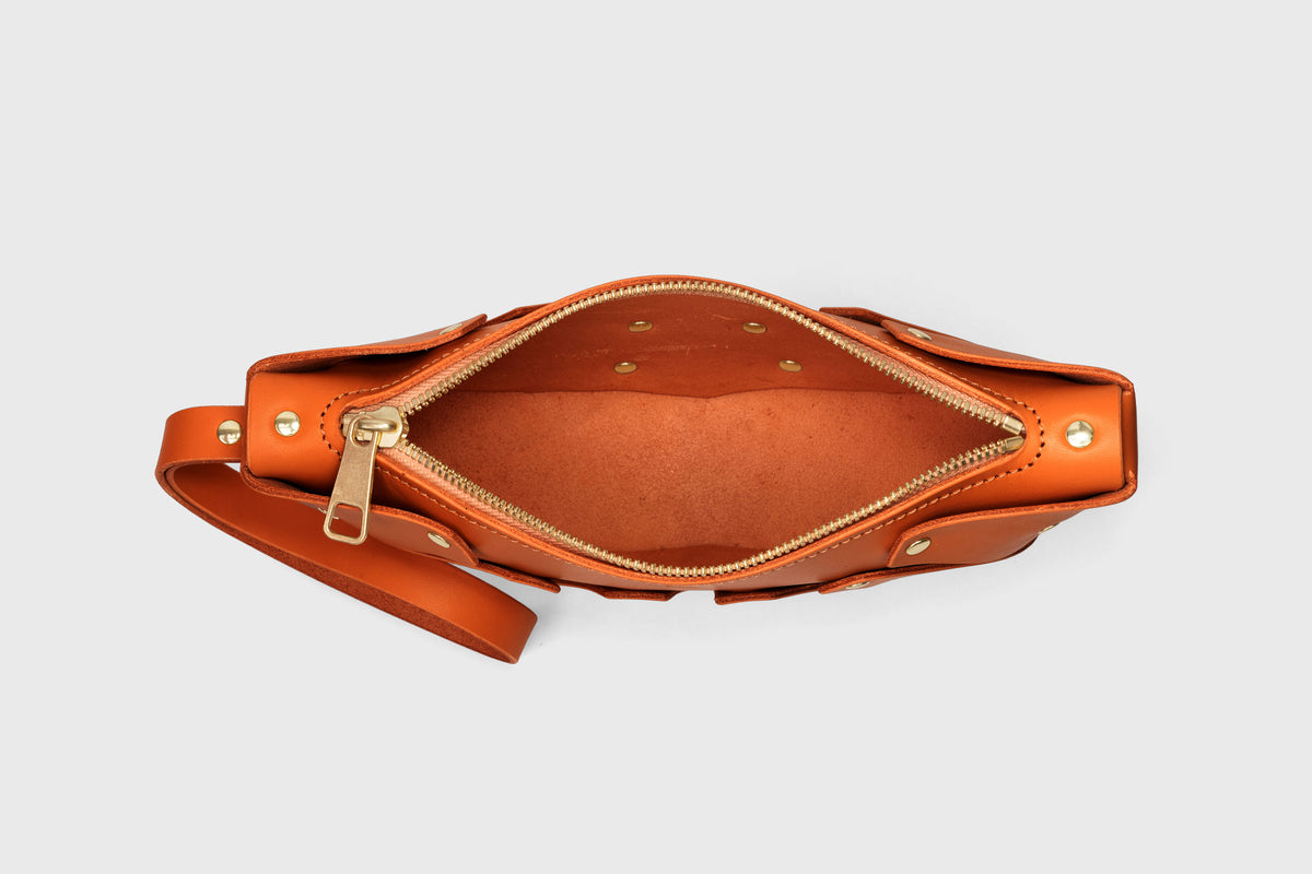Juno Orange Colour Leather Vegetable Tanned Modern Minimal Design Premium Quality Atelier Madre Manuel Dreesmann Barcelona 5