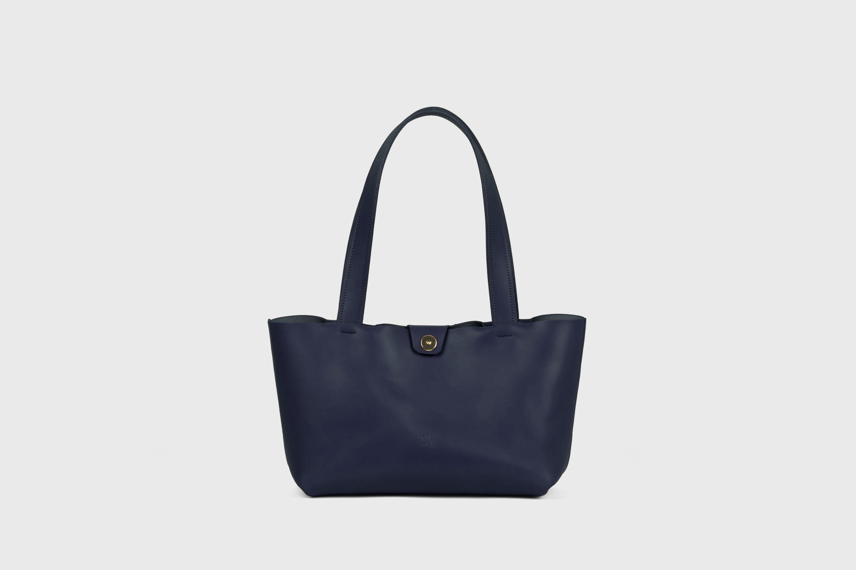 Karin Tote Bag Small Premium Leather Marine Blue Color Magnetic Closure Minimalist Design Atelier Madre Manuel Dreesmann Barcelona Spain