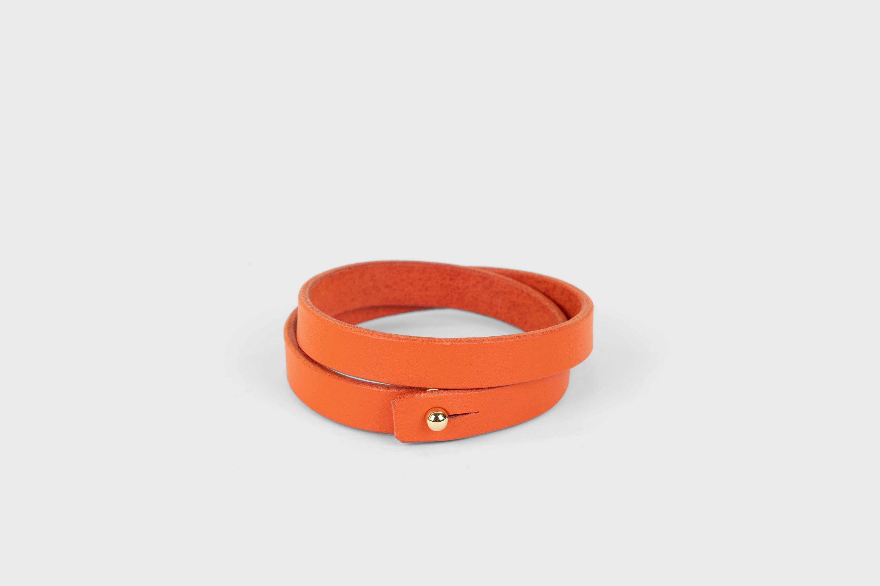 Leather Bracelet Double Orange Full Grain Leather Vegetable Tanned Premium Gold Handcrafted Minimalistic Design Atelier Madre Manuel Dreesmannn Barcelona
