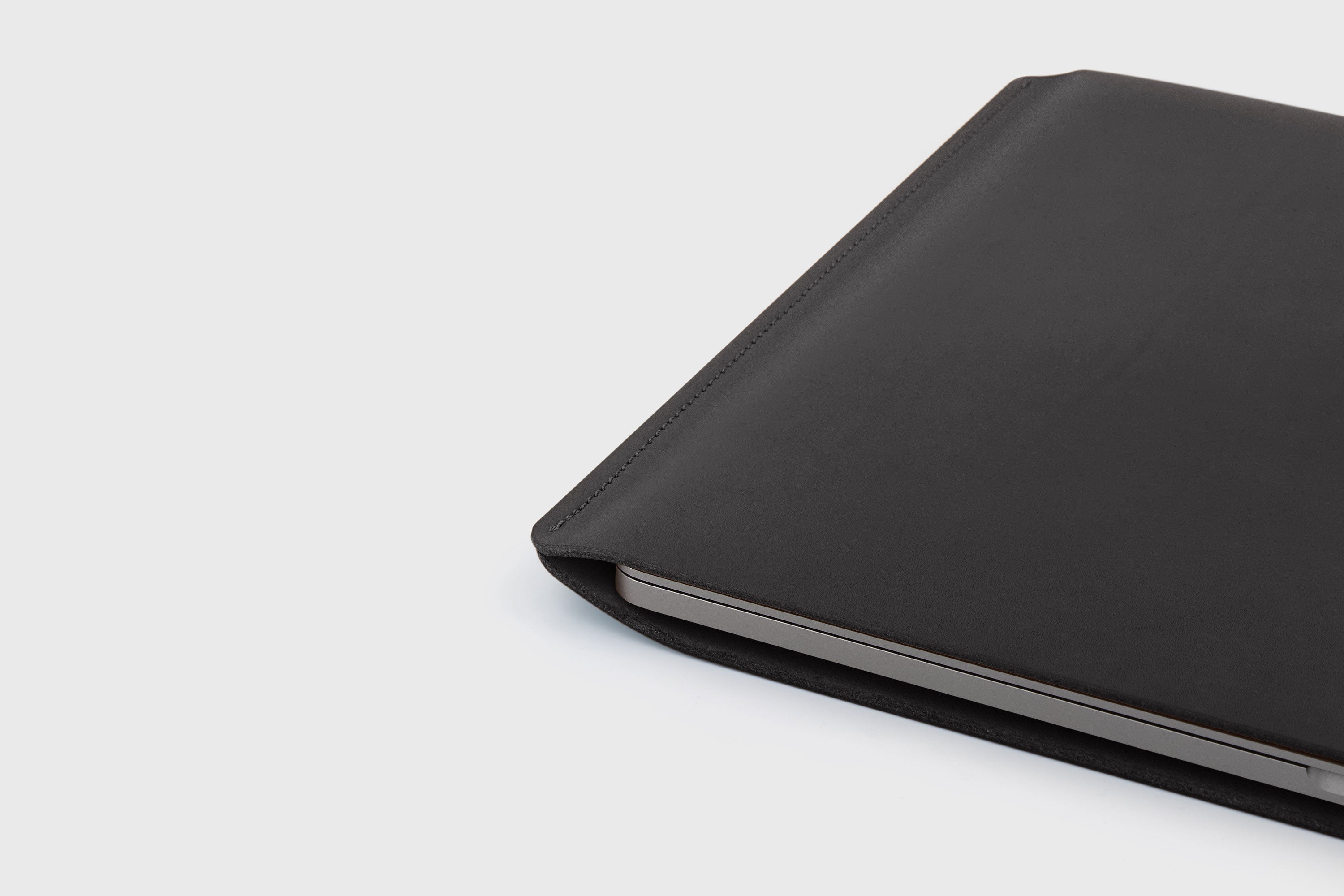 Capa deslizante para MacBook Horizontal em pele