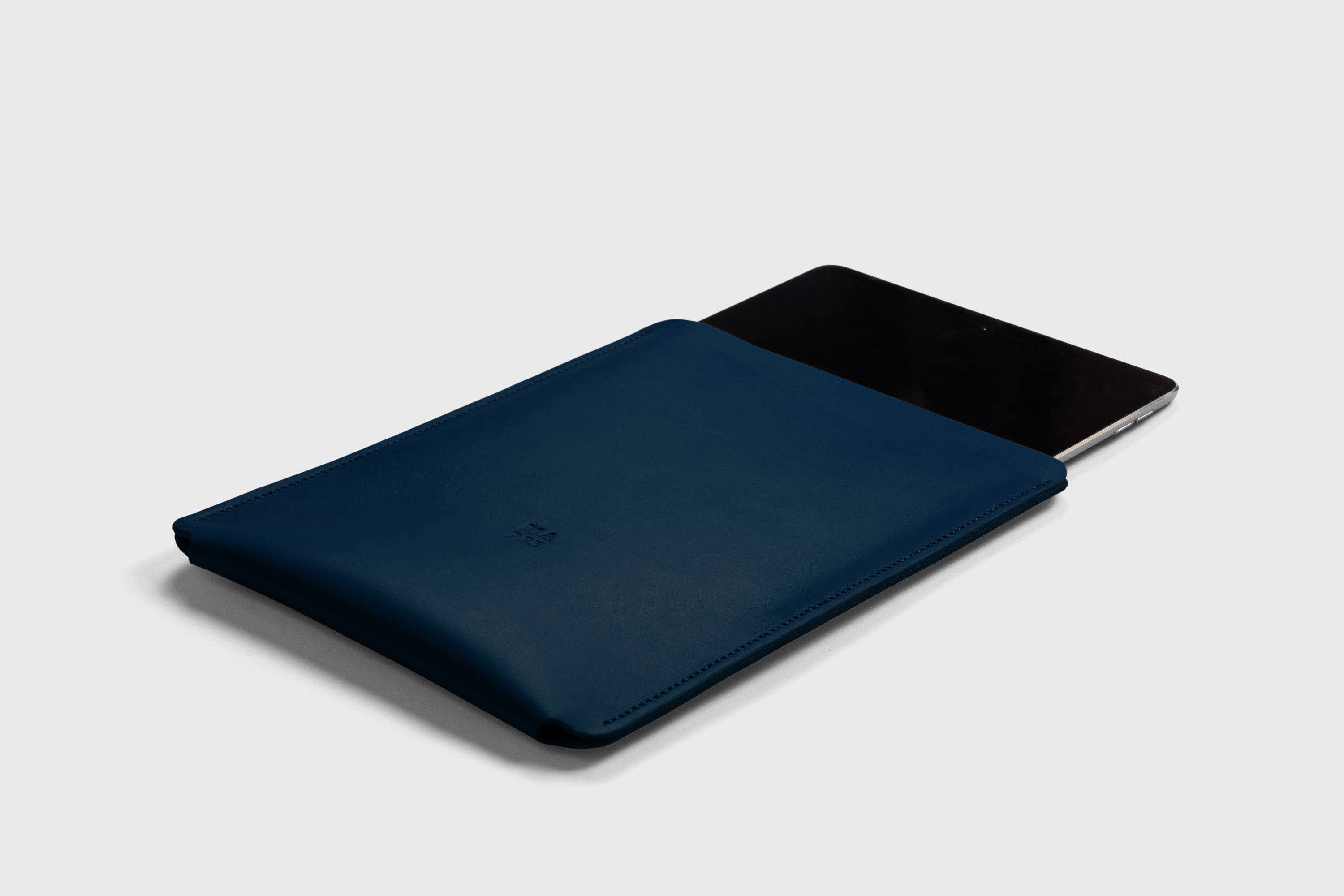 Leather Slip Sleeve For iPad Marine Blue Color Premium Handcrafted Quality Full Grain Vegetable Tanned Leather Minimalistic Modern Independent Designer Atelier Madre Manuel Dreesmann Barcelona Spain