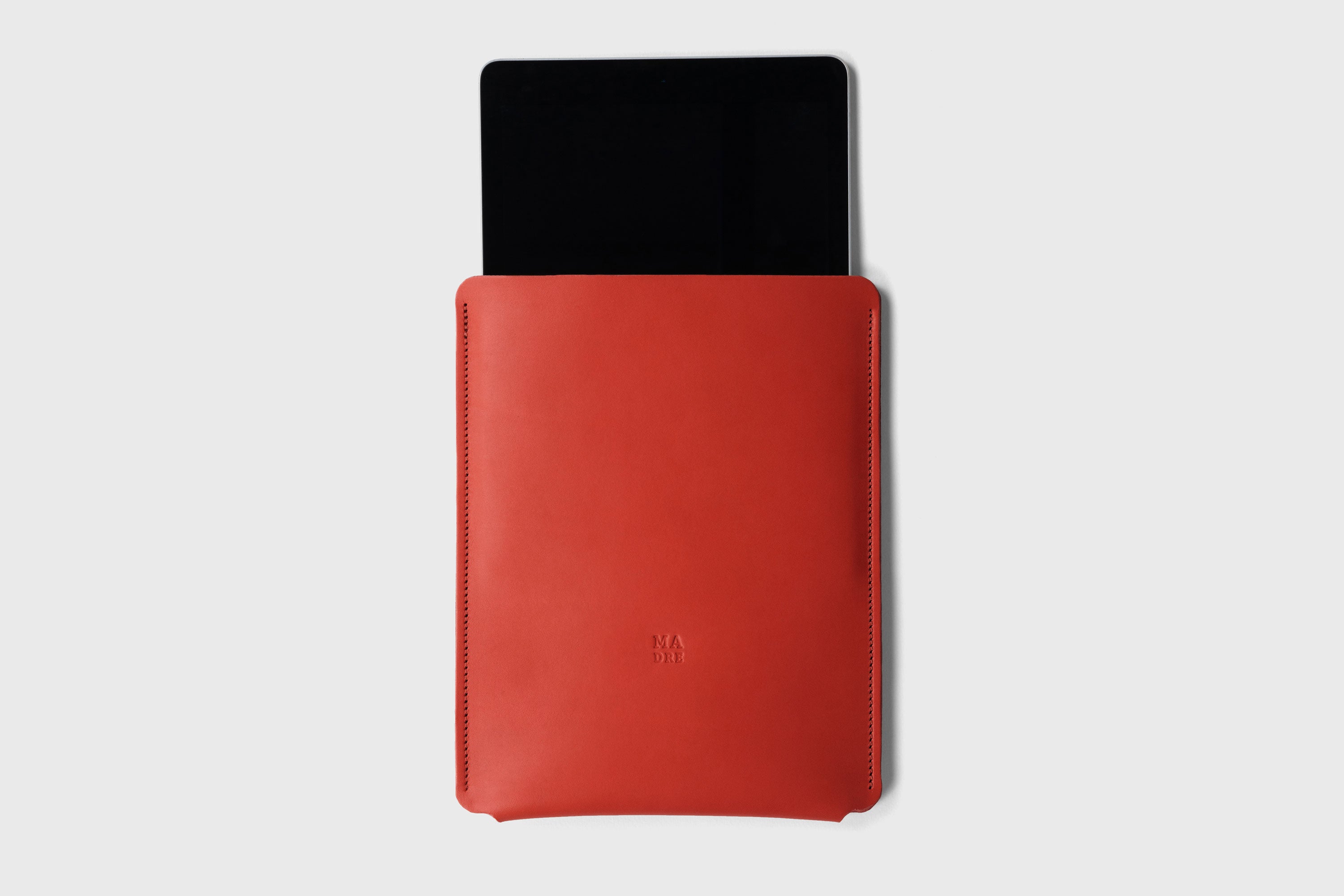 Leather Slip Sleeve For iPad Red Color Premium Handcrafted Quality Full Grain Vegetable Tanned Leather Minimalistic Modern Independent Designer Atelier Madre Manuel Dreesmann Barcelona Spain
