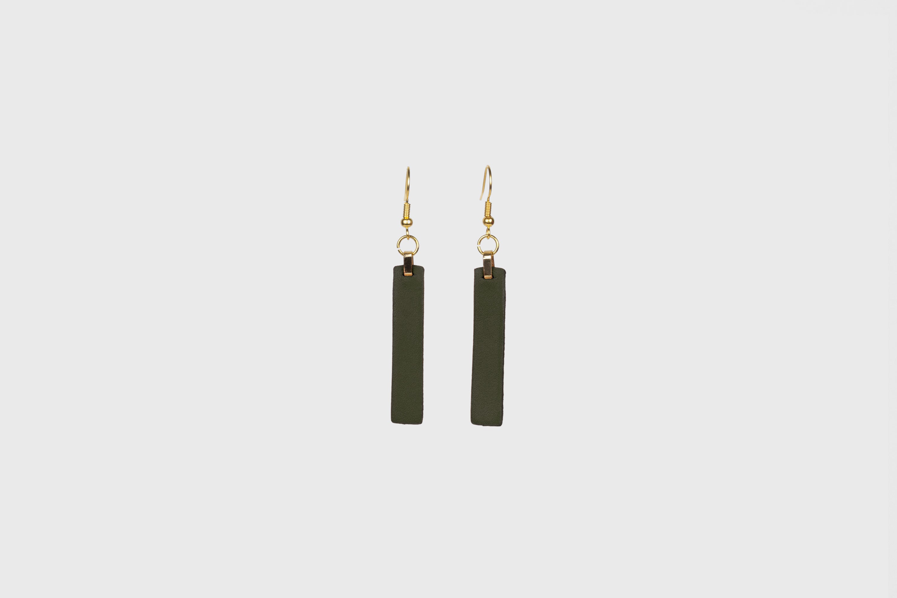 Lia Earrings Leather In Olive Green Color Vegetable Tanned Leather Atelier Madre Manuel Dreesmann Barcelona Spain