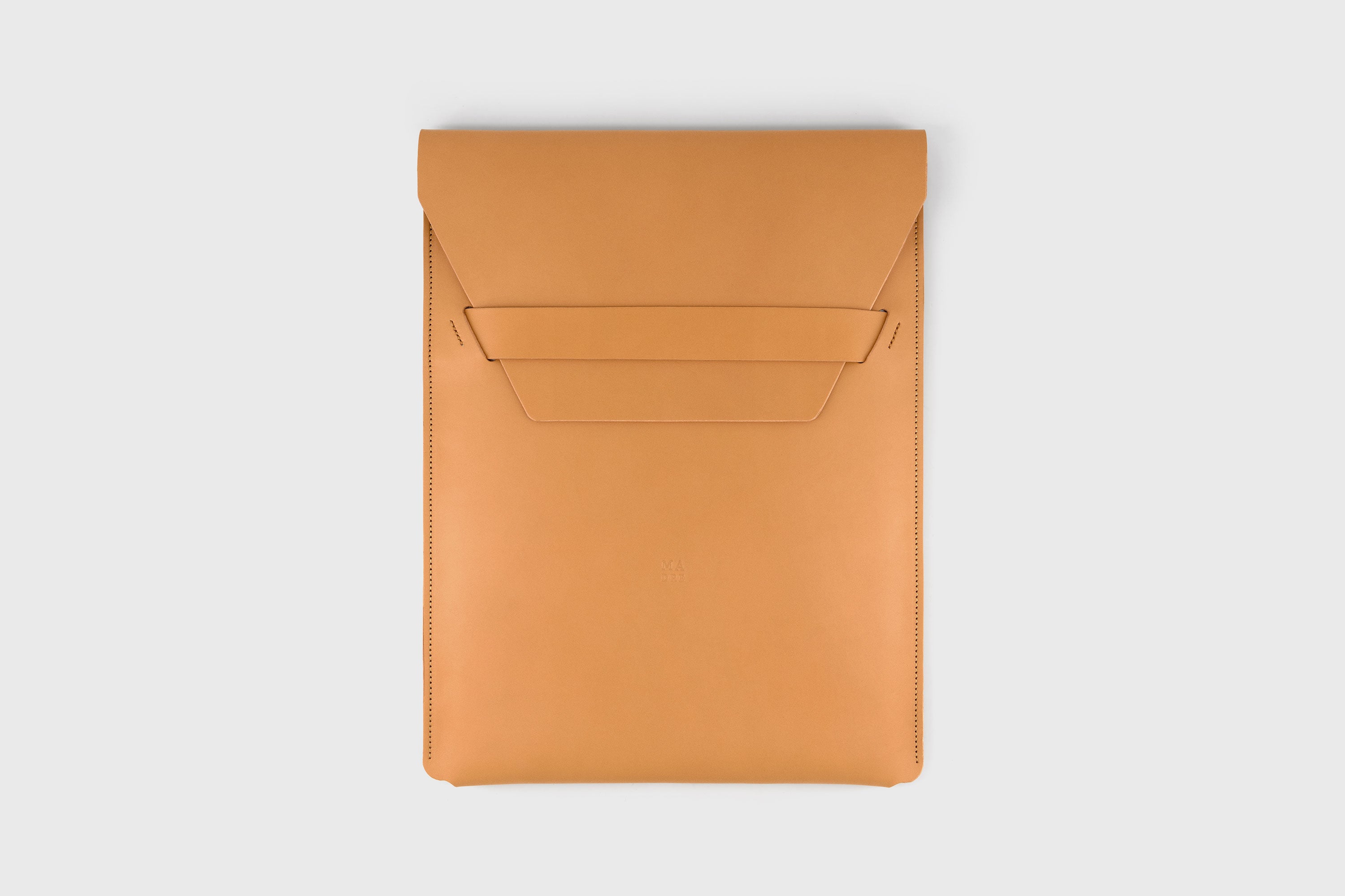 Funda de piel para MacBook Vertical