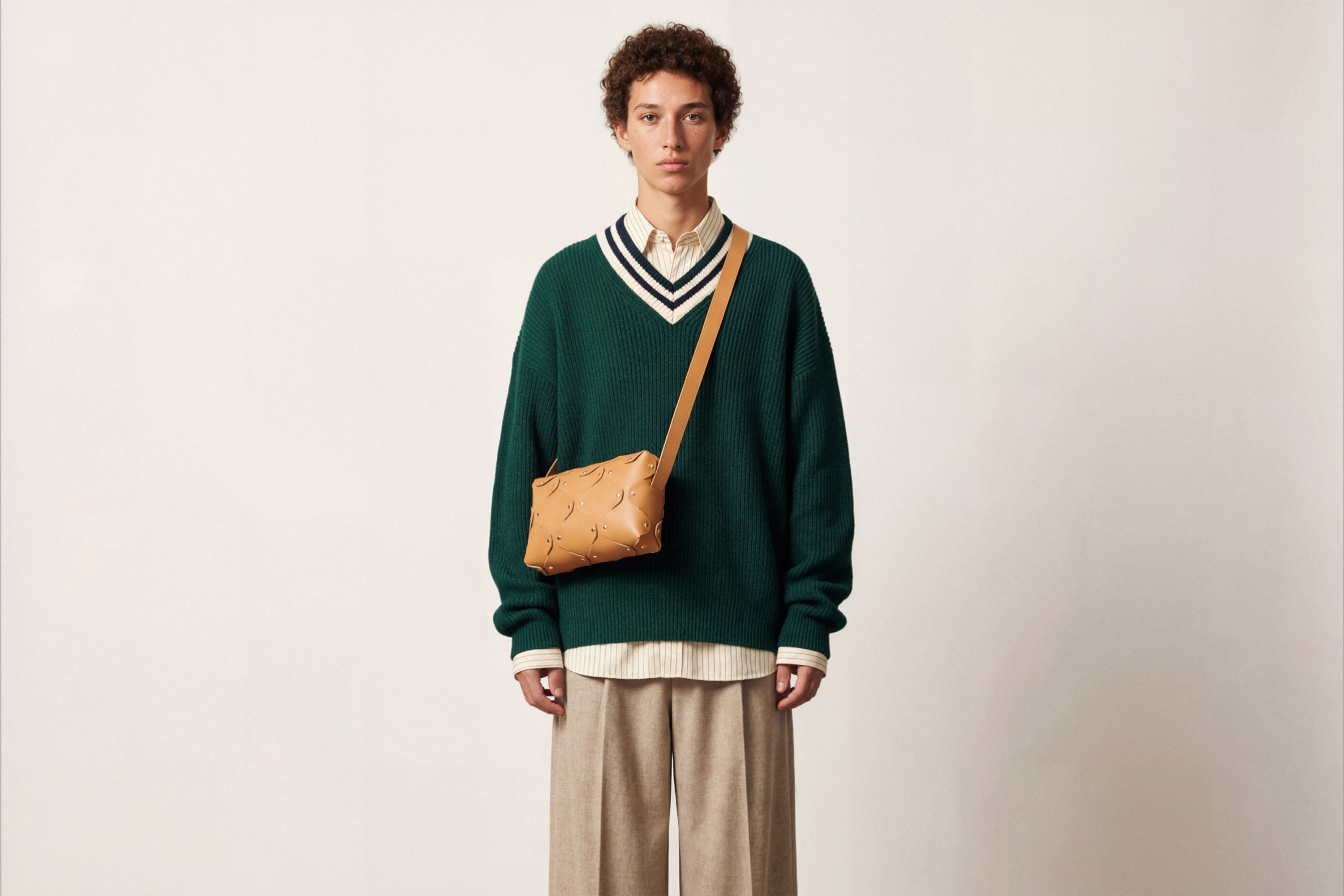 Marlin Leather Bag Brown On A Man Model Quality Brass Rivet Designer Minimal Square Zipper Pouch Crossbody Handbag Clutch Shoulder Atelier Madre Manuel Dreesmann Barcelona