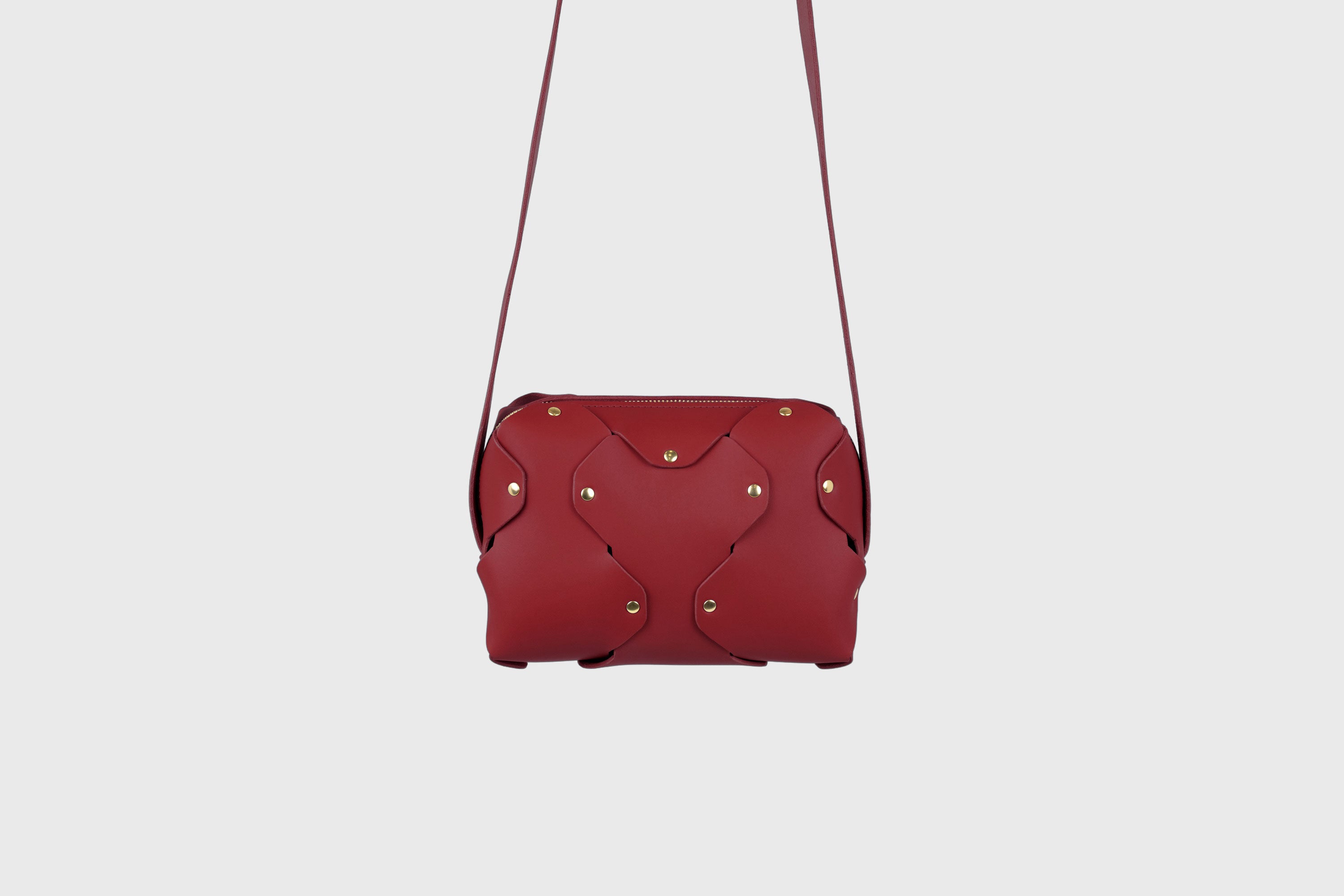 Marlin Leather Bag Red Color Premium Quality Minimalist Design Atelier Madre Manuel Dreesmann Barcelona Spain