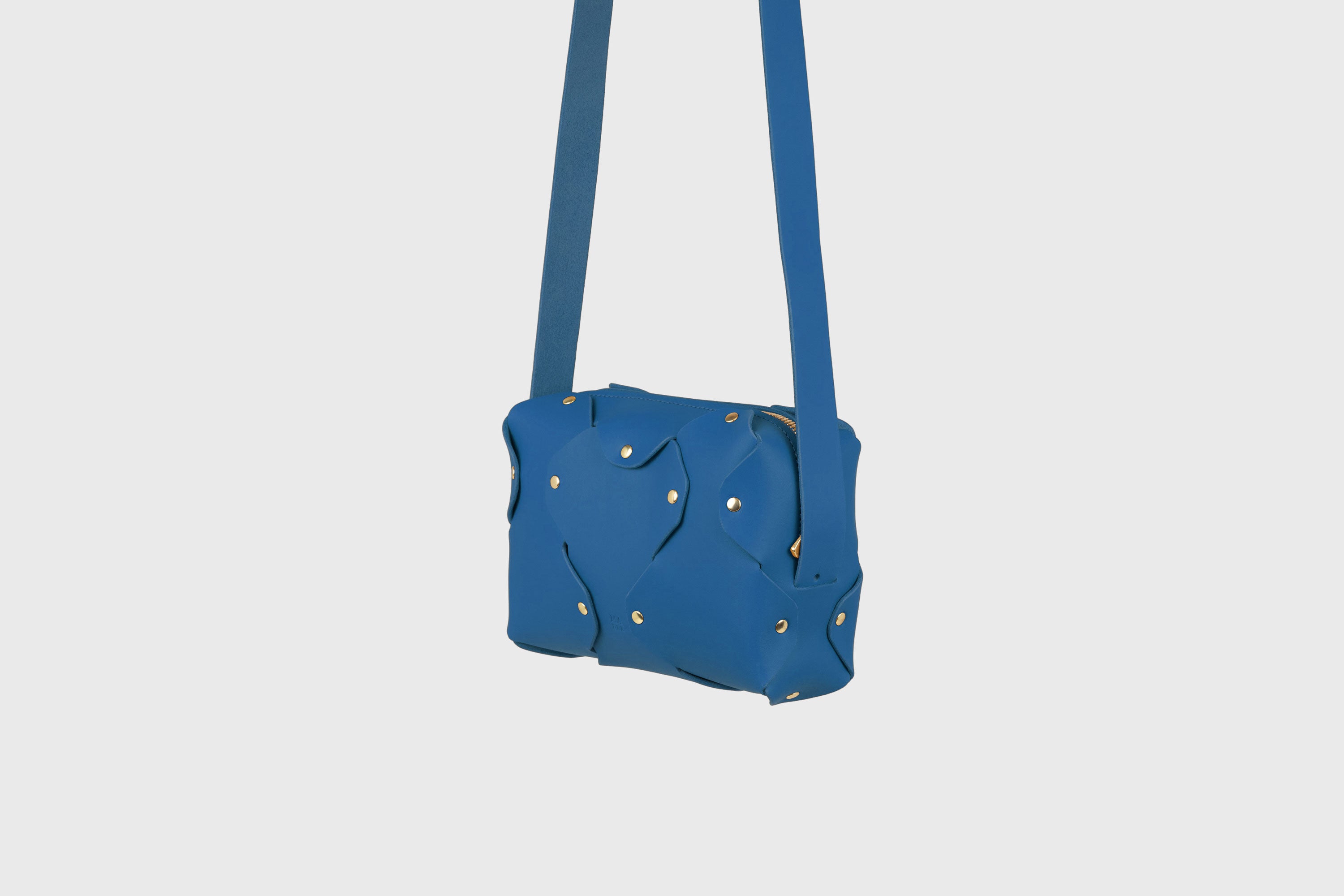 Marlin Leather Bag Royal Blue Color Premium Quality Minimalist Design Atelier Madre Manuel Dreesmann Barcelona Spain