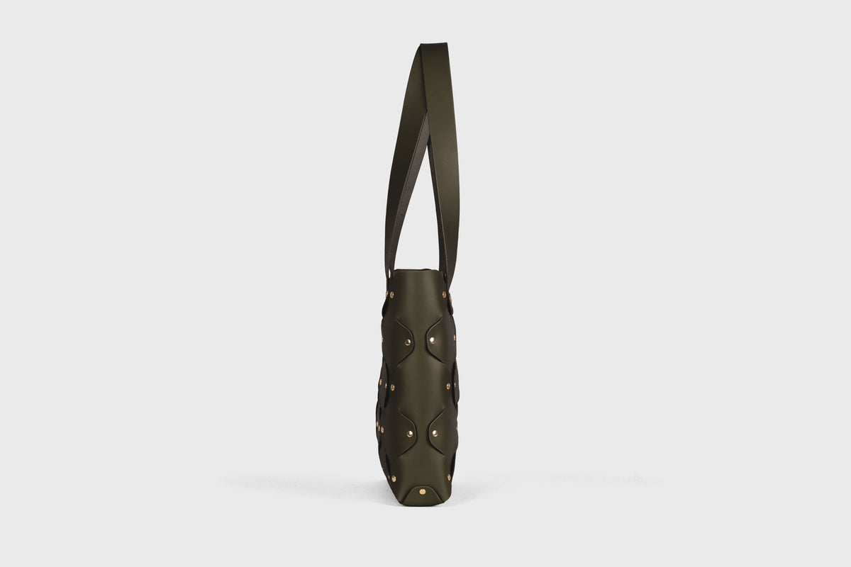 Marlin Tote Bag Olive Green Leather Atelier Madre Manuel Dreesmann Barcelona Spain 3