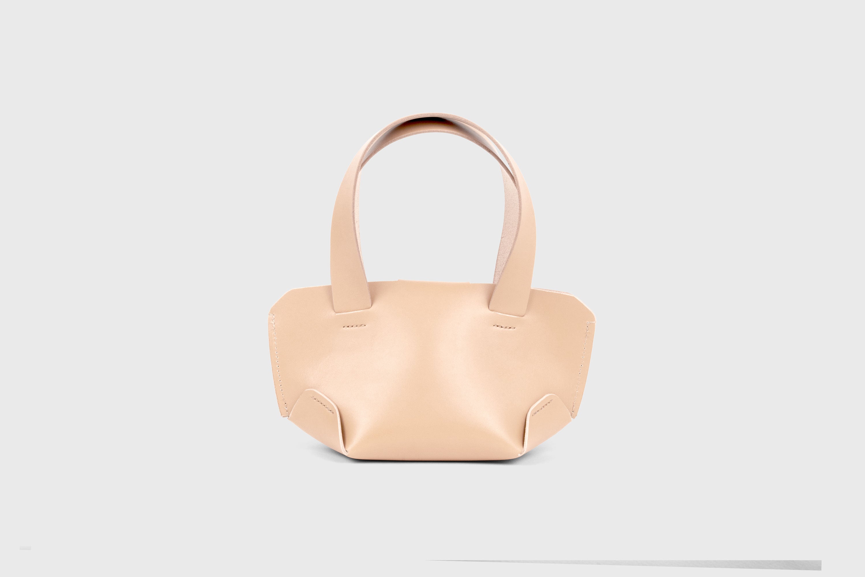 Mini Tote Bag Natural Color Leather Handbag Small Modern Minimalist Design Premium Quality Atelier Madre Manuel Dreesmann Barcelona Spain