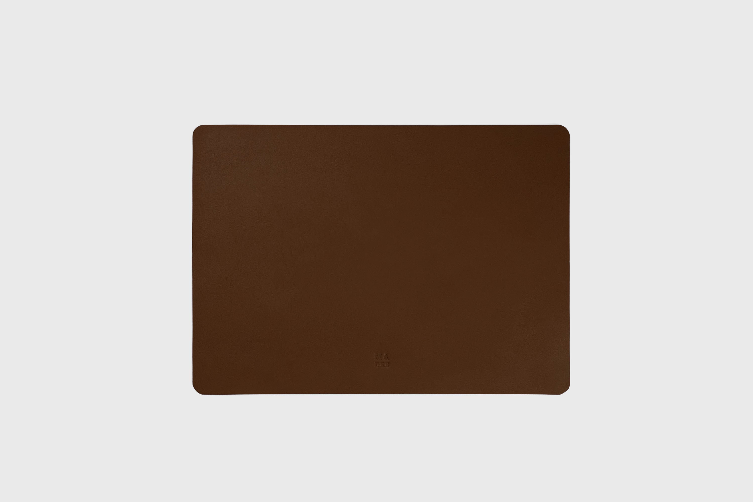 Mouse Pad Big Dark Brown Color Leather Vegetable Tanned Full Grain Leather Minimalistic Modern Design Premium Quality Handmade Performance Atelier Madre Manuel Dreesmann Barcelona Spain