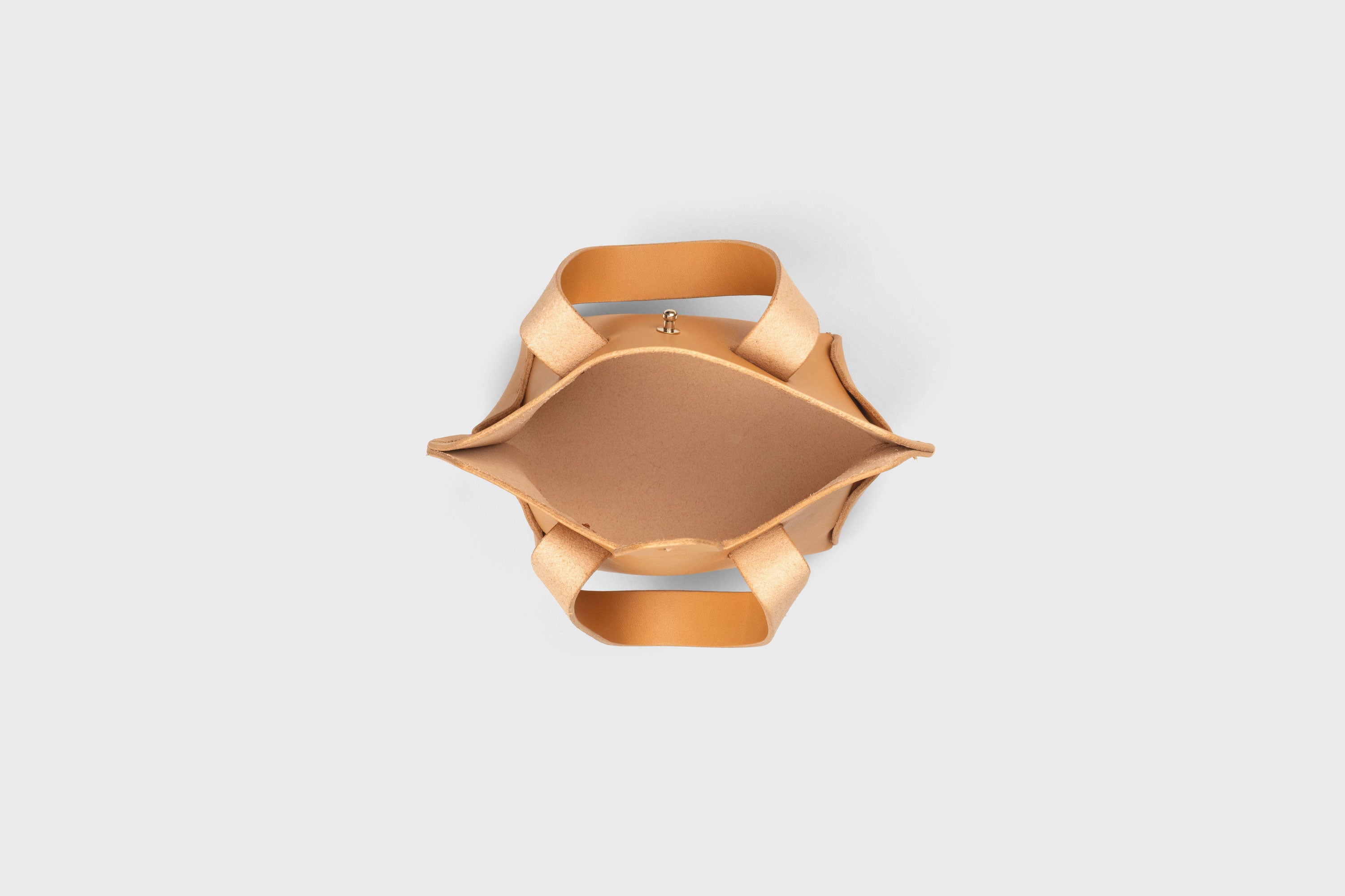 Nano Tote Bag In Brown Color In Vegetable Tanned Leather Minimalistic Design Atelier Madre Manuel Dreesmann Barcelona Spain